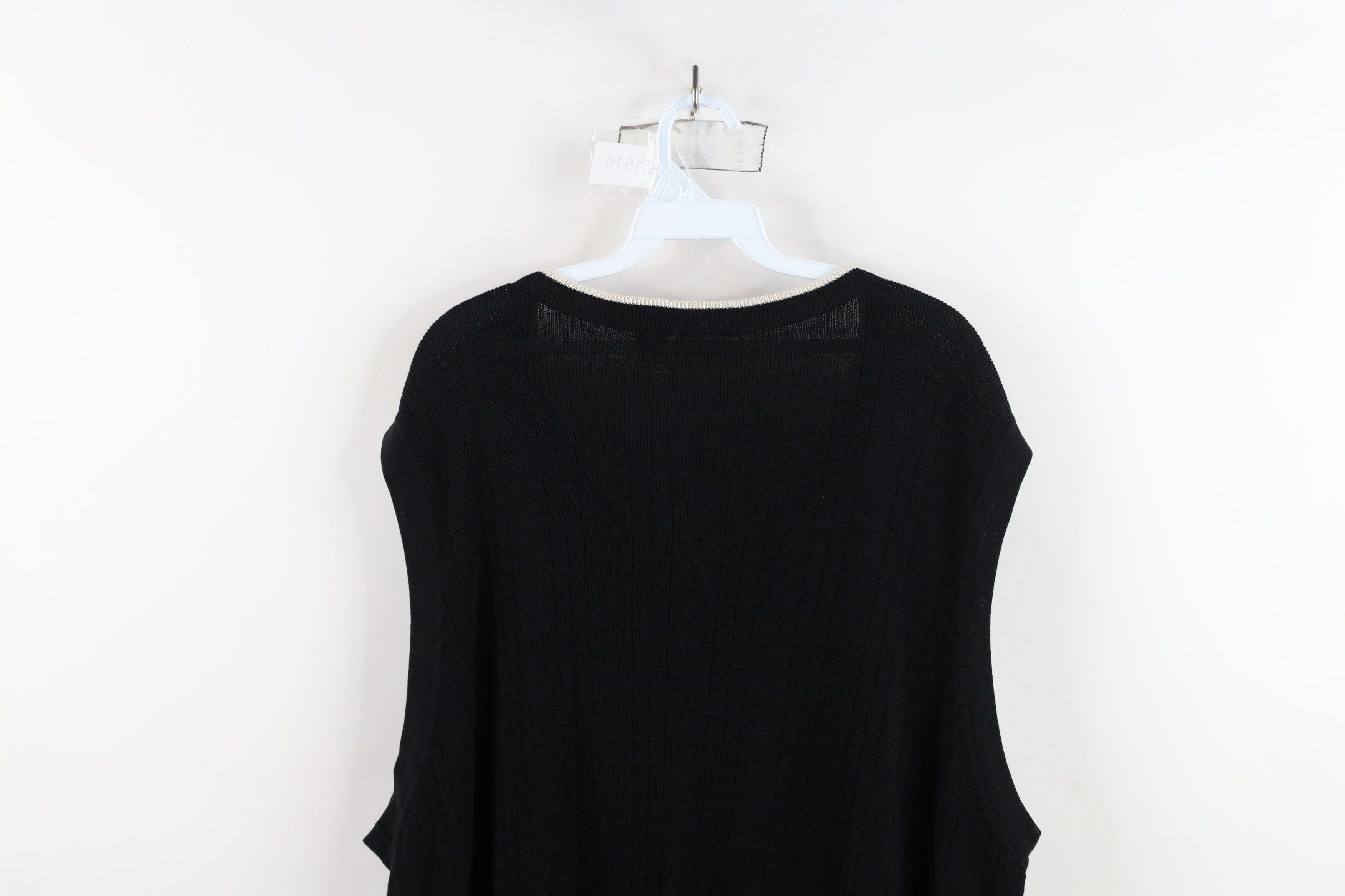 Vintage Vintage 90s Streetwear Lightweight Knit V-Neck Sweater Vest Size US XL / EU 56 / 4 - 8 Thumbnail