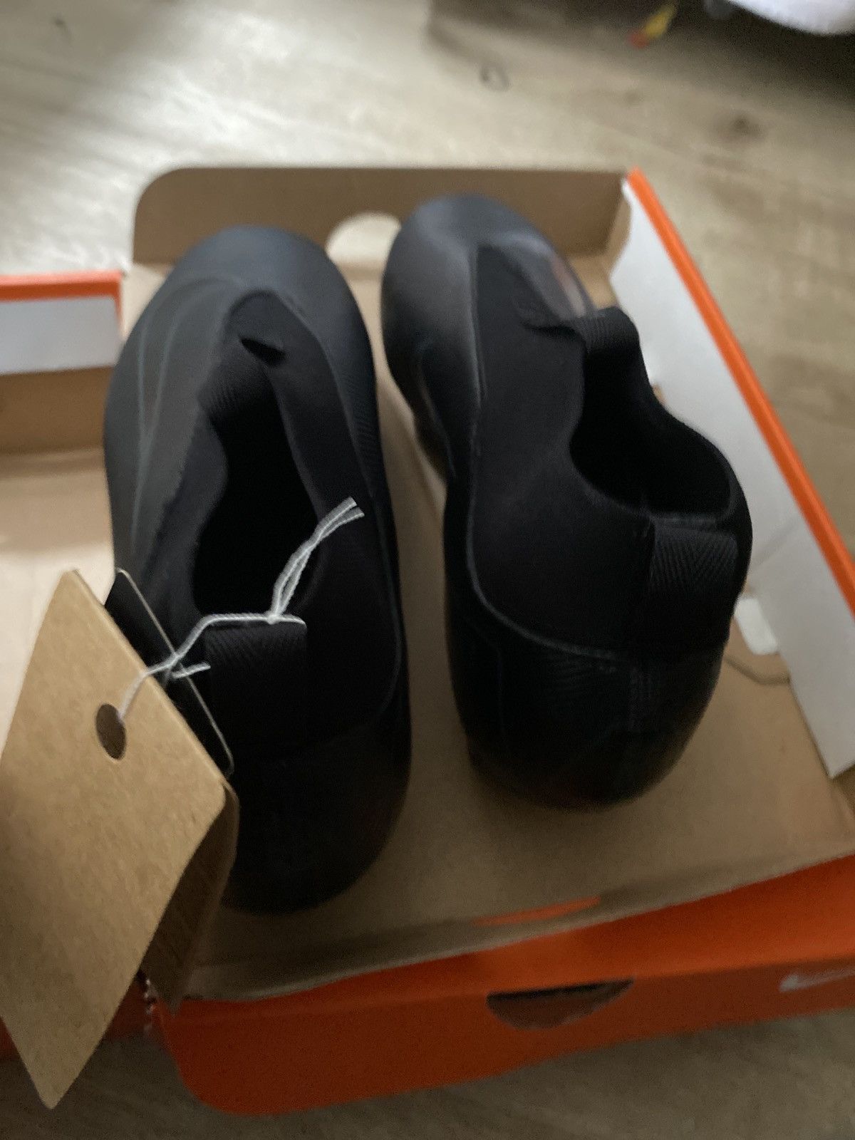 Nike NIKE SOCCER CLEATS ( READ DESCRIPTION!!!!) Size US 5 / EU 37 - 5 Thumbnail