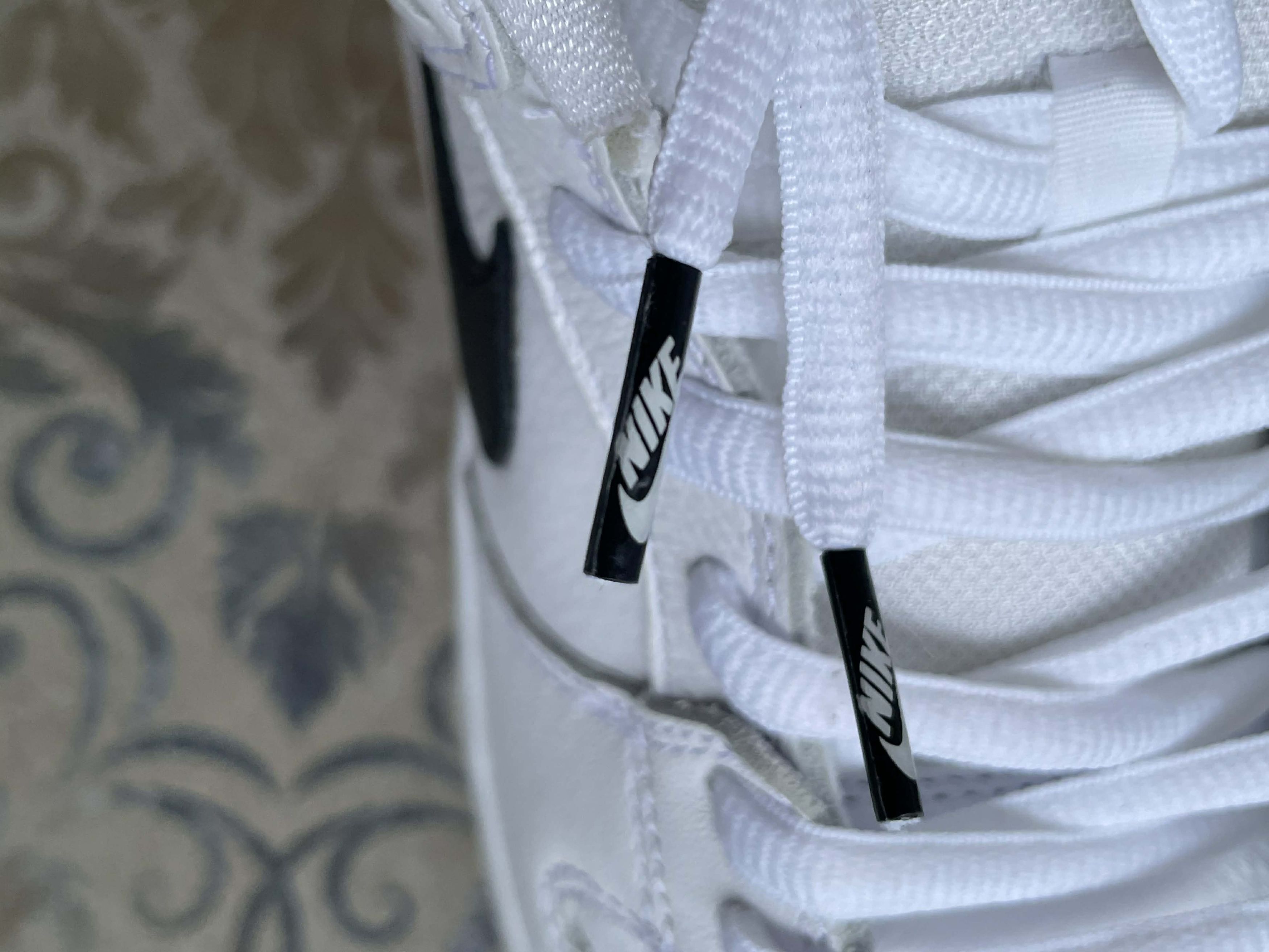 Nike Nike Sb Dunk Low ISO White Leather US 9.5 EU 43 Size US 10 / EU 43 - 4 Thumbnail
