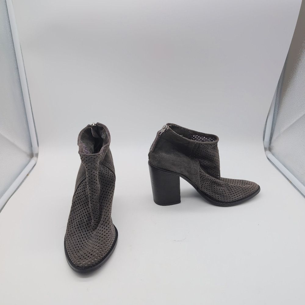 Steve Madden Elegant Grey Cutwork Leather Ankle Boots Steve Madden Rumbl Size US 6.5 / IT 36.5 - 2 Thumbnail