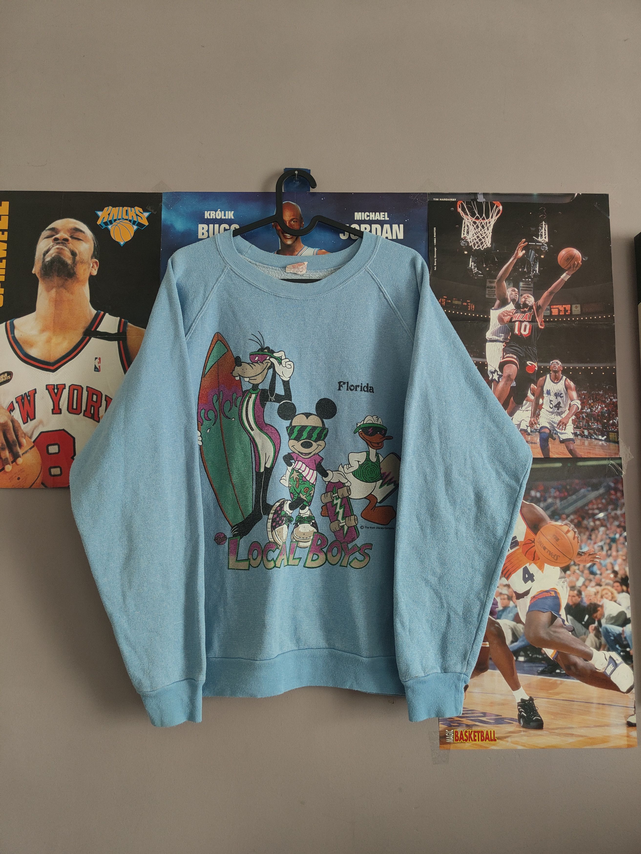 Disney 90s Vintage Disney Florida “Local Boys” Crewneck Size US XL / EU 56 / 4 - 1 Thumbnail