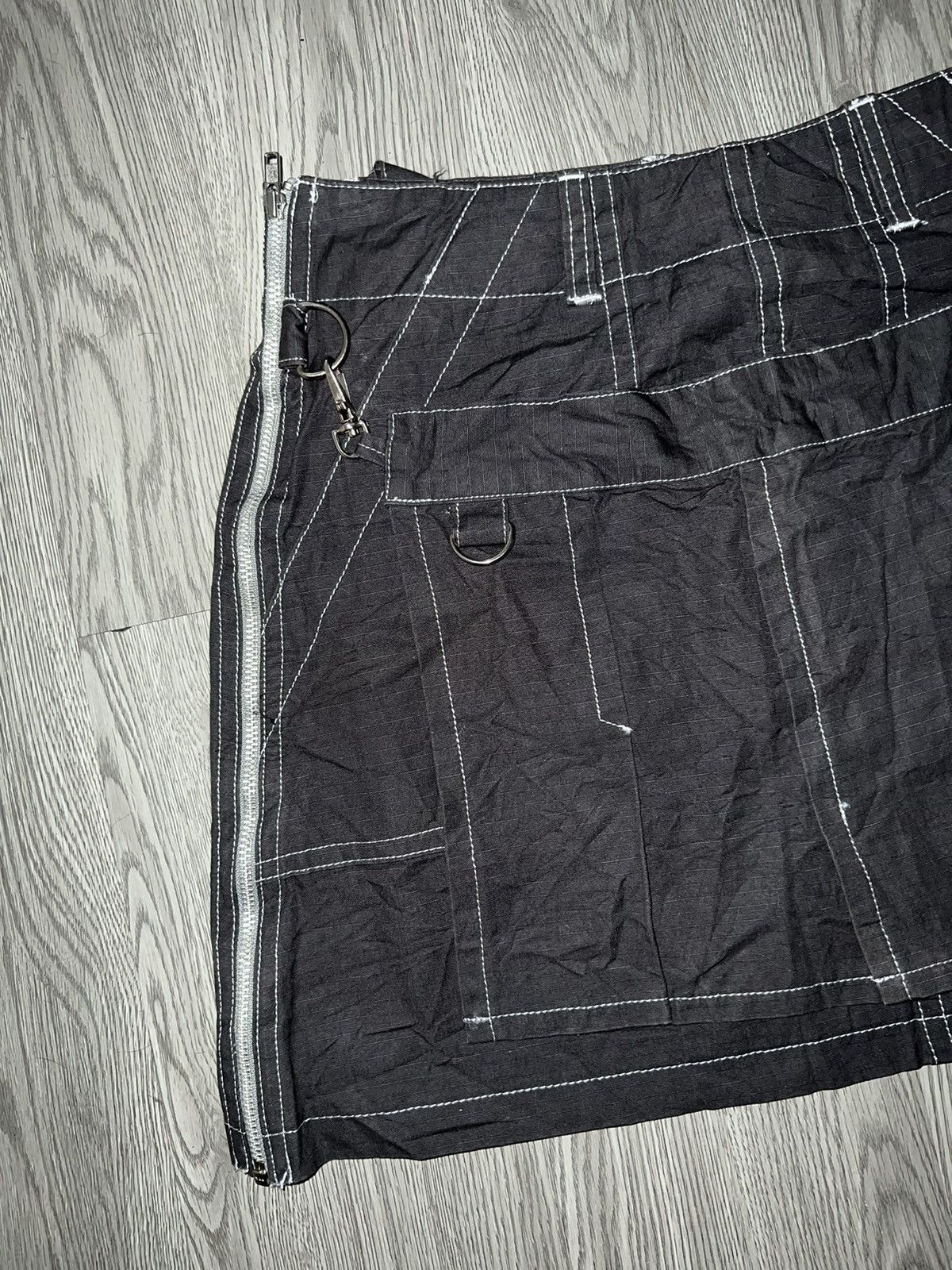 Japanese Brand Seditionaries skull mini skirt ☠️🧛🏻‍♀️ Size 27" / US 4 / IT 40 - 13 Thumbnail
