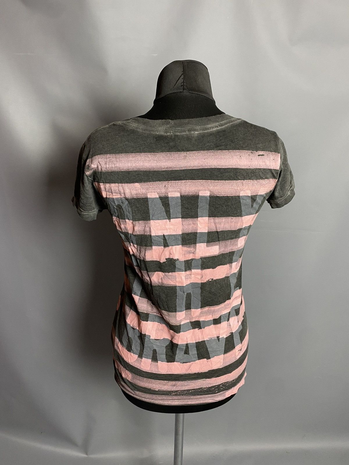 Diesel Diesel Women’s Graphic Stripe T-Shirt Size S Wash Pink Logo Size S / US 4 / IT 40 - 2 Thumbnail