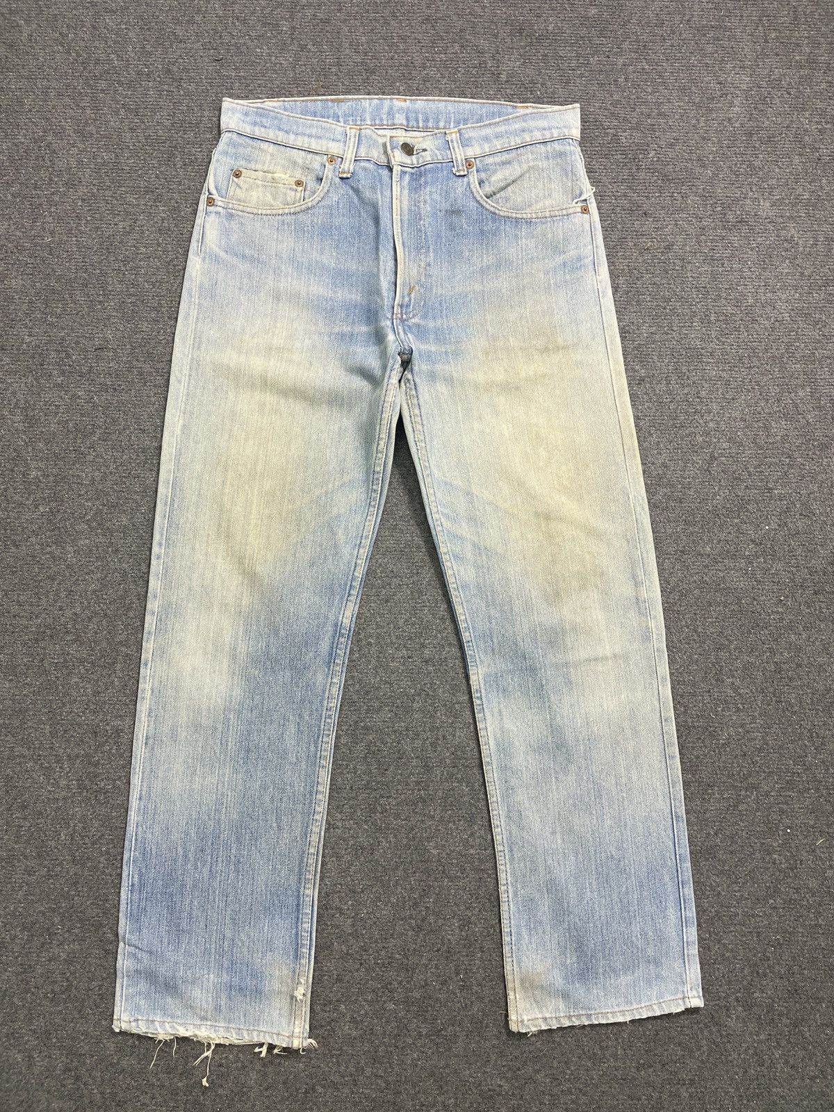 image of 80's Levis 505 Light Wash Jeans in Blue Denim, Men's (Size 33)