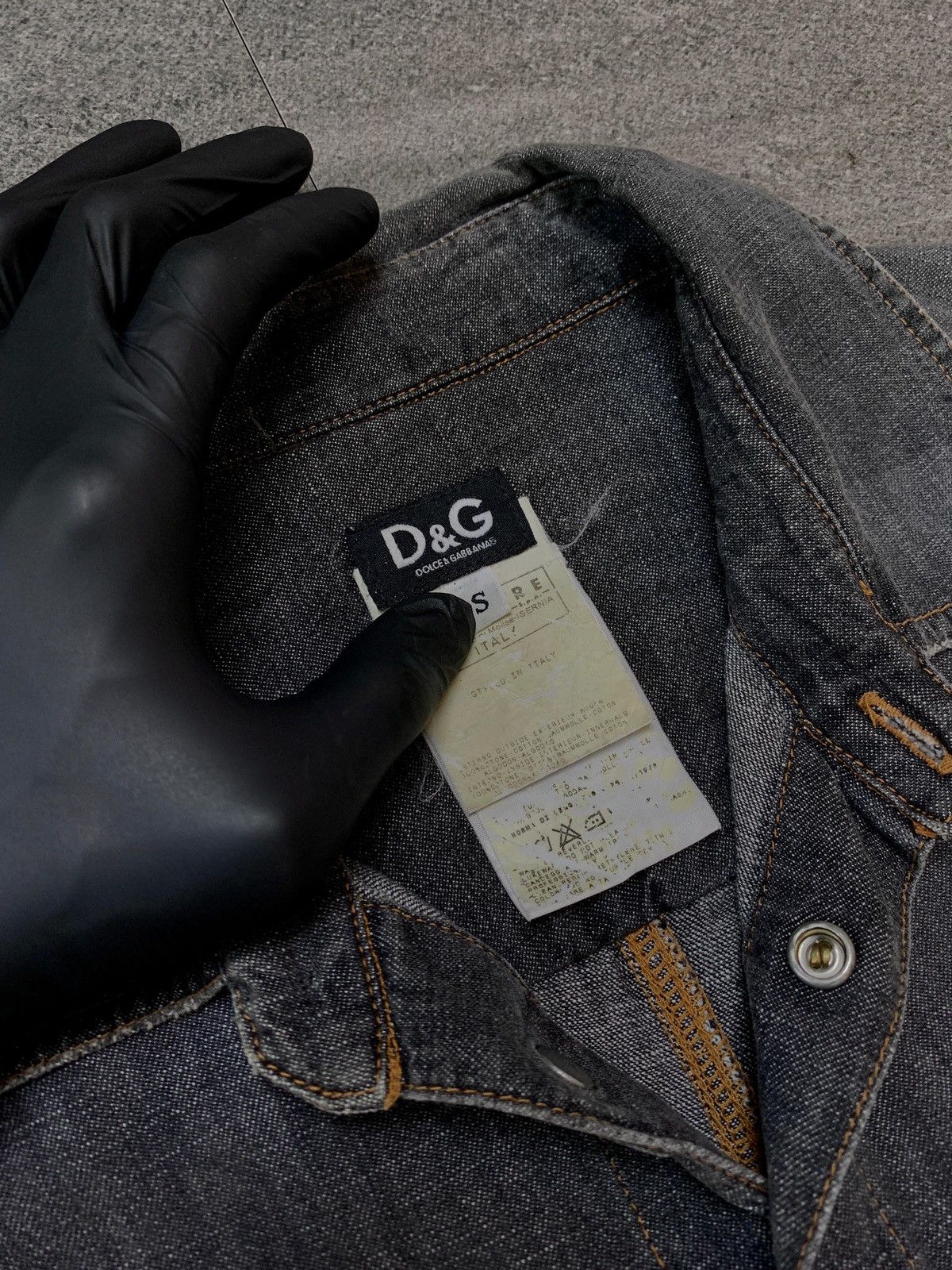 Dolce & Gabbana FREE TAX! Misplaced Pocket Denim Shirt - Medium Size US M / EU 48-50 / 2 - 6 Thumbnail