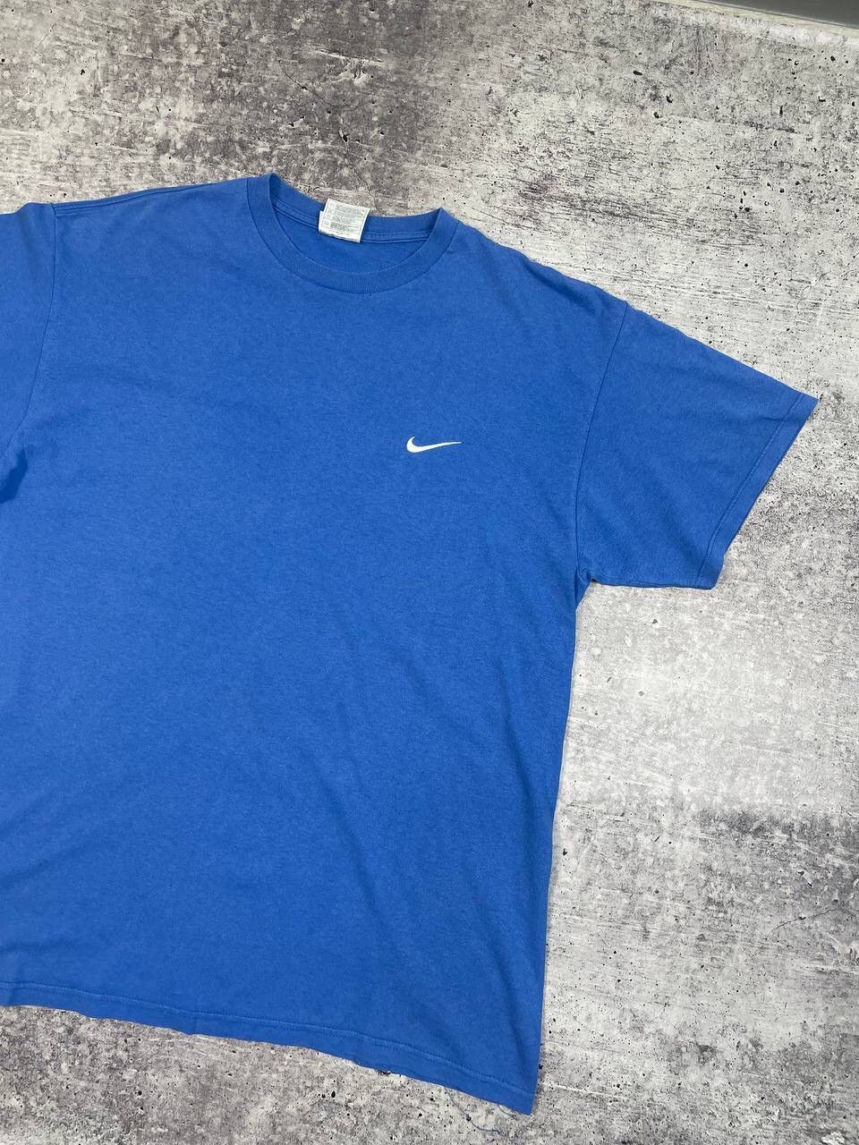 Nike Vintage 90s Nike Baggy Swoosh Made In USA Tee T-Shirt Y2K Size US L / EU 52-54 / 3 - 3 Thumbnail