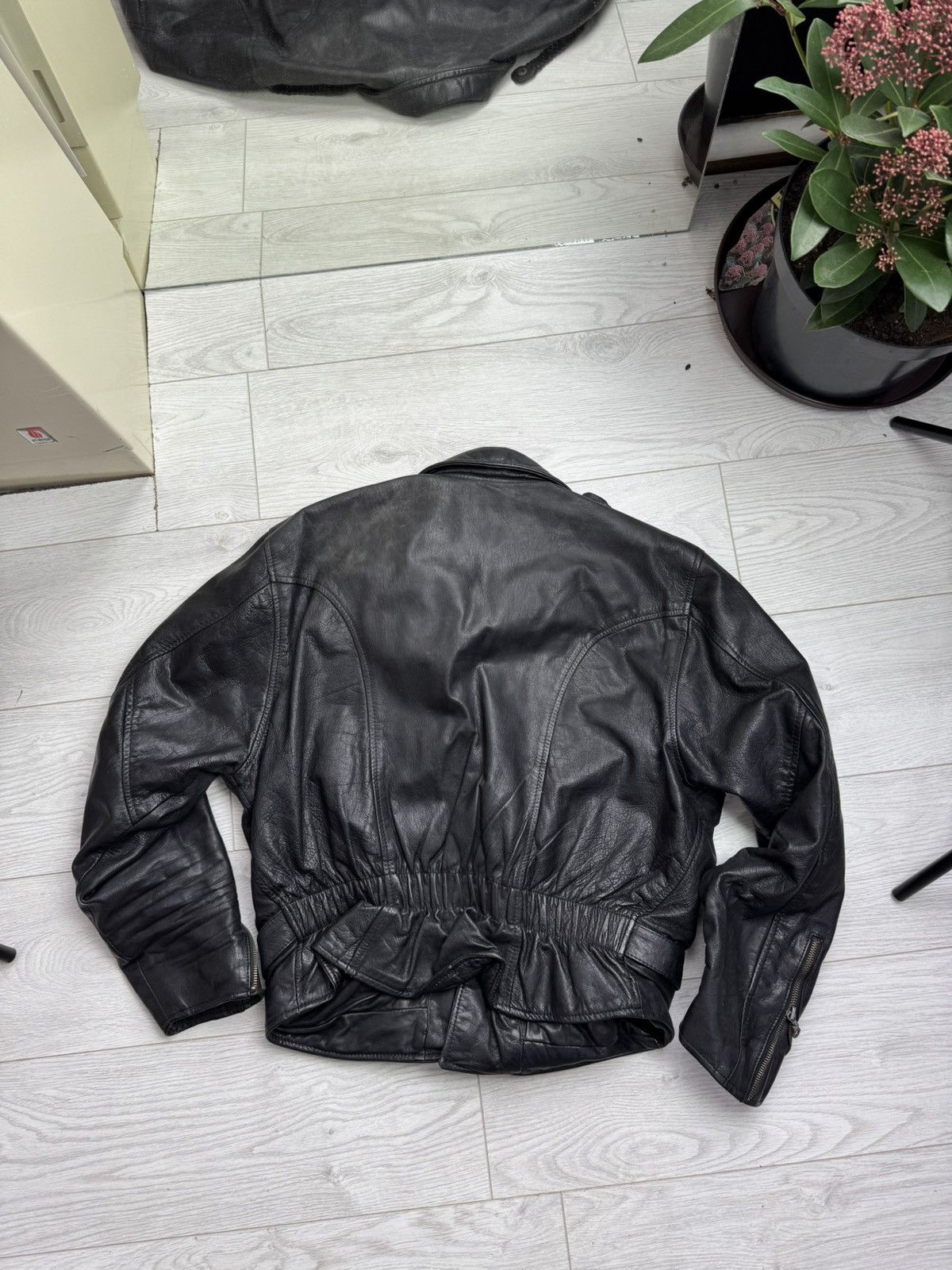 Genuine Leather × Vintage Vintage 80s Leather Gold Real Leather Motorcycle Jacket 44 Size US M / EU 48-50 / 2 - 8 Thumbnail