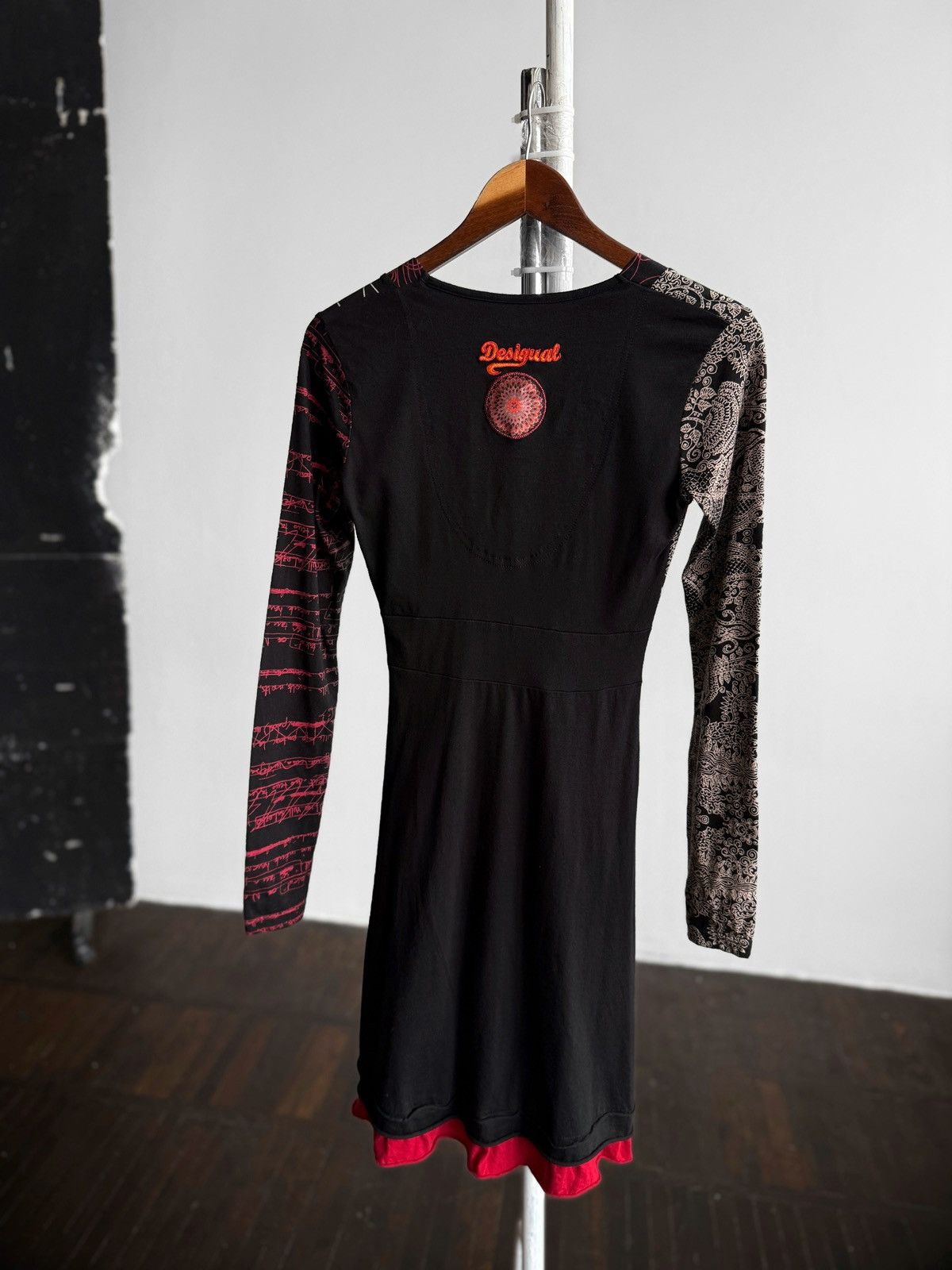 Desigual Desigual Womens Black Red Long Sleeve V-Neck Mini Dress Size XS / US 0-2 / IT 36-38 - 3 Thumbnail