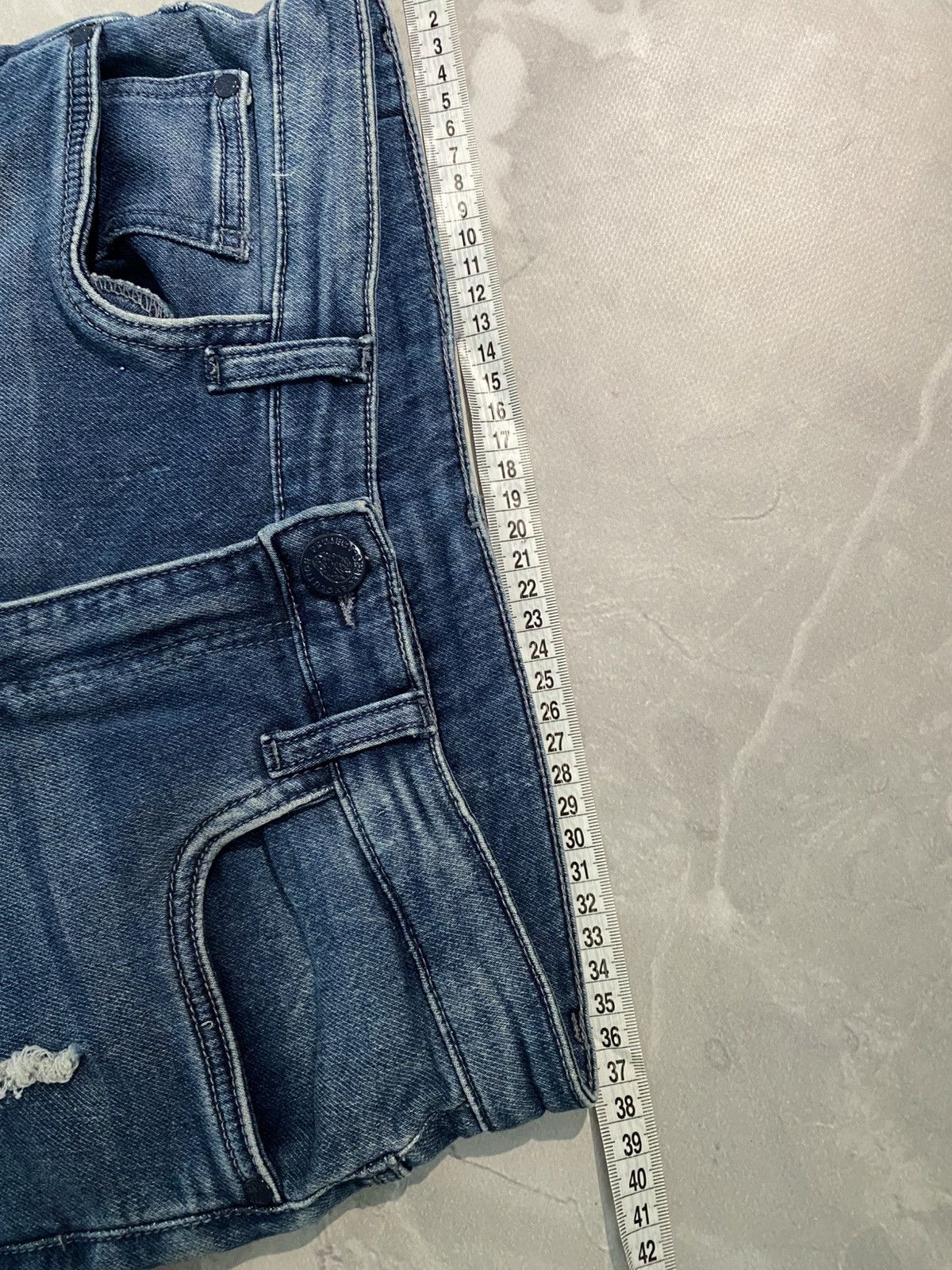 Vintage Vintage Distressed Underground Slim Drip Jean / Y2K Size US 29 - 9 Thumbnail