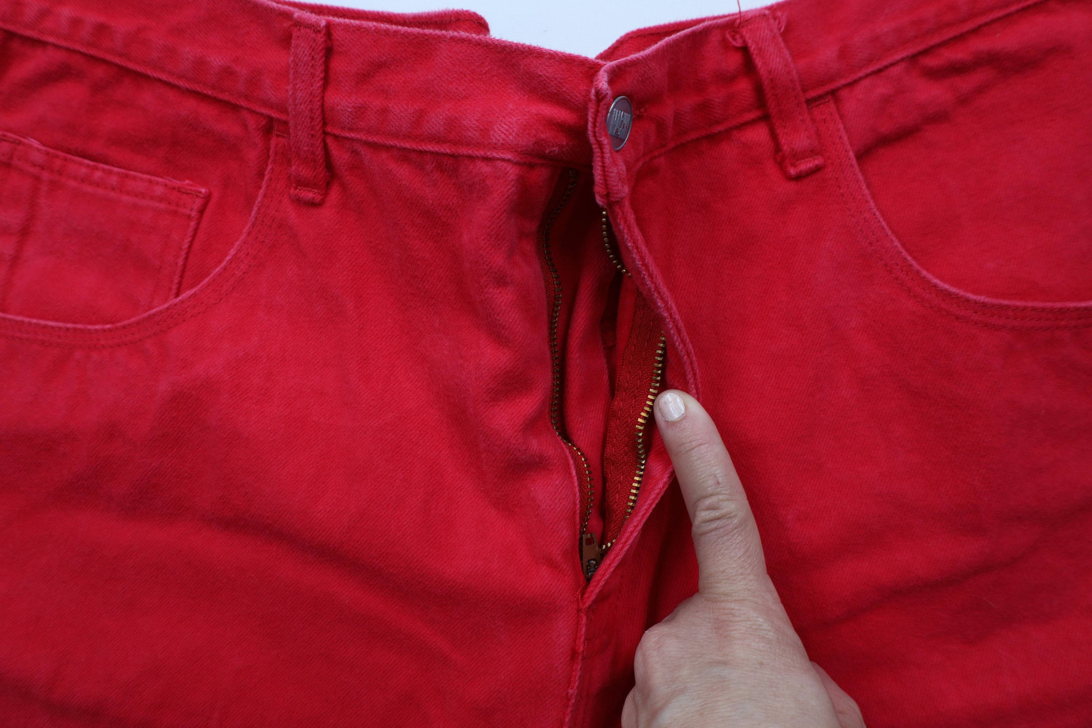 Vintage Vintage 90s Toy Machine Skateboard Denim Jean Shorts Red Size US 40 / EU 56 - 6 Thumbnail