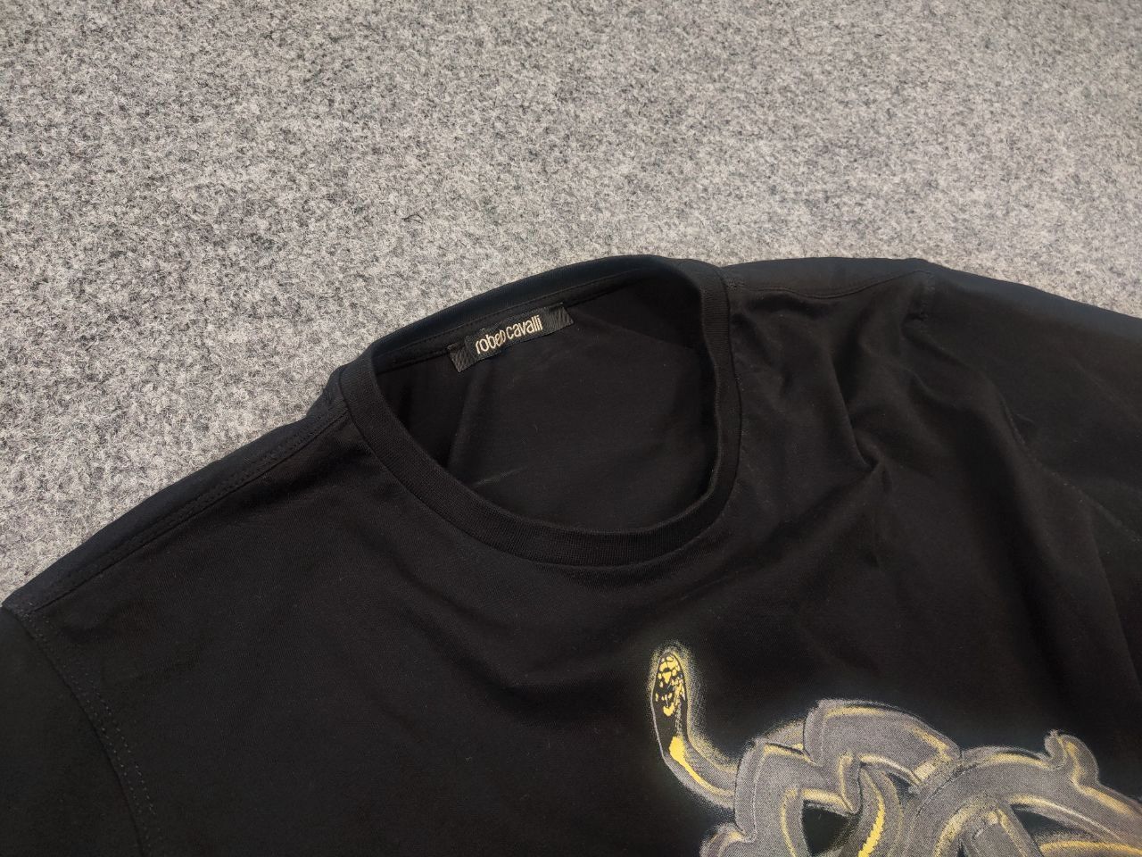 Roberto Cavalli Roberto Cavalli design Cotton Classic Logo snake T Shirt Tee Size US L / EU 52-54 / 3 - 5 Thumbnail