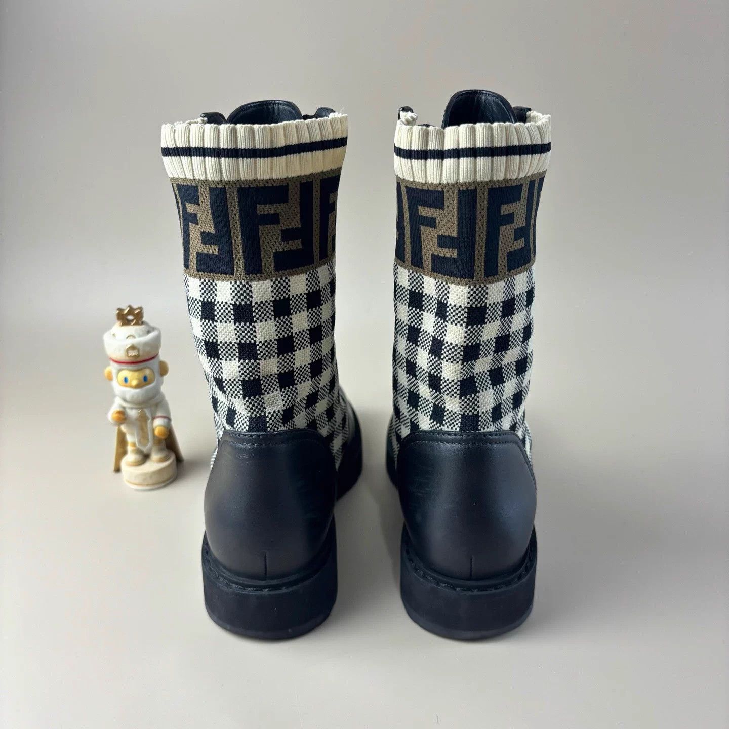 Fendi Fendi FF Monogram Embroidered Ankle Boots 35 Size US 4 / IT 34 - 3 Thumbnail