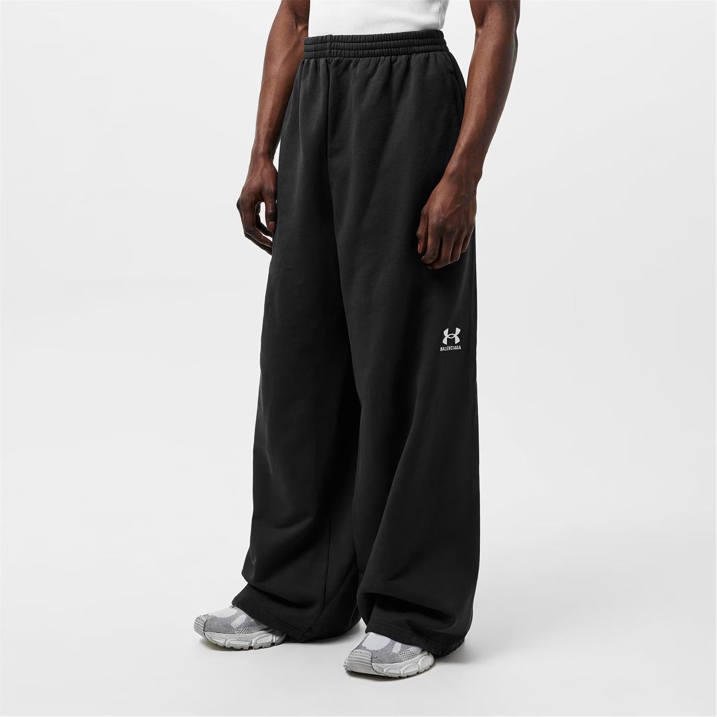 Balenciaga × Under Armour o1g2r1mq0226 Wide Leg Jogging Pants In Black Size US 34 / EU 50 - 3 Thumbnail