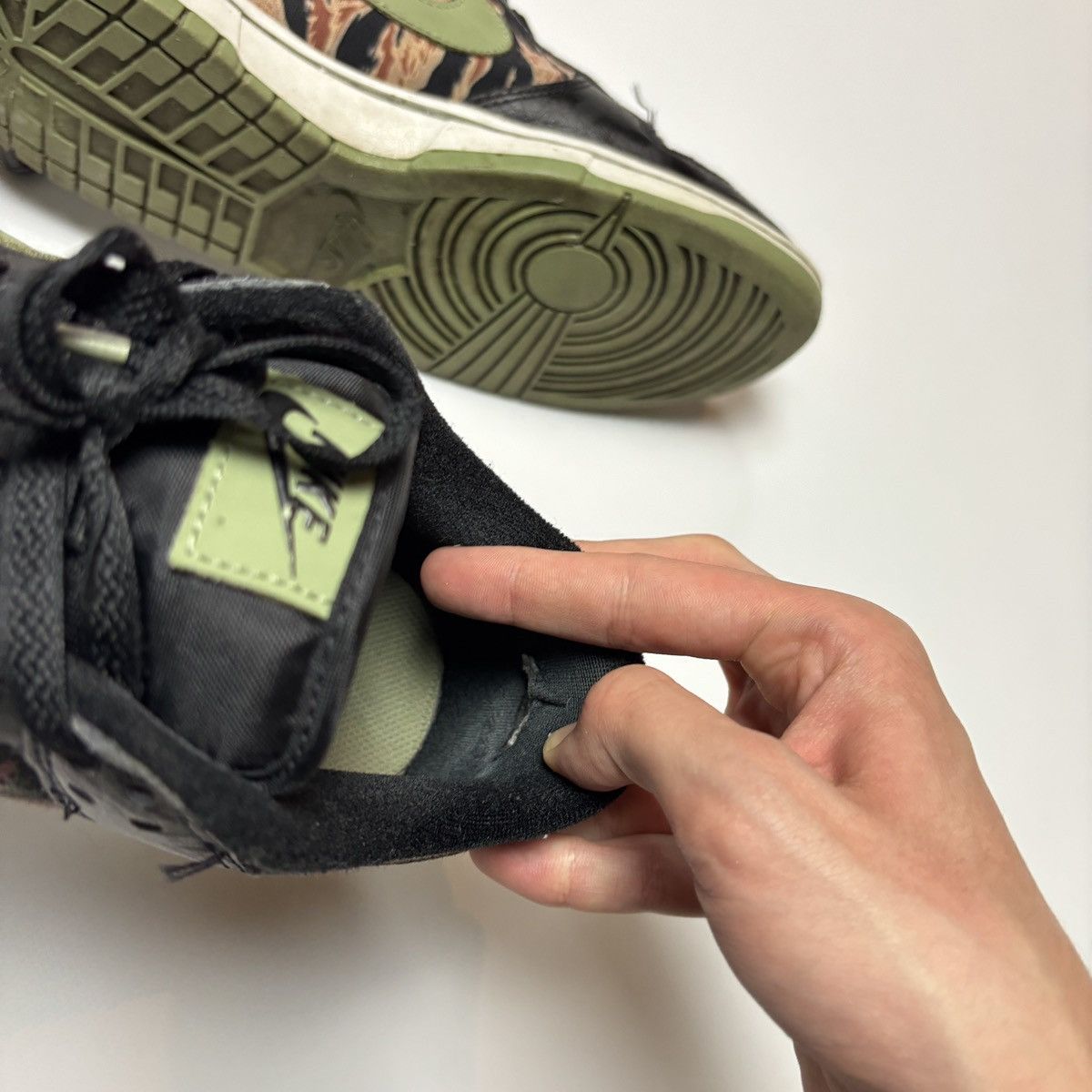 Nike nike dunk low black camo 9.5 us Size US 9.5 / EU 42-43 - 8 Thumbnail