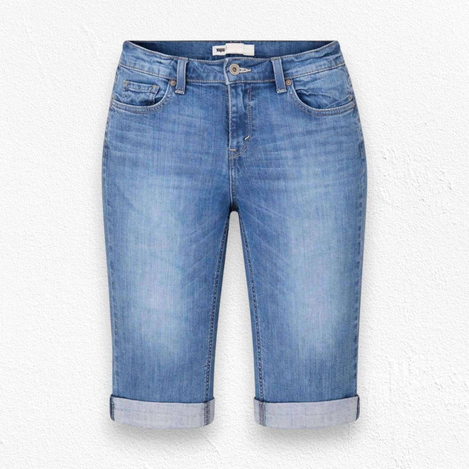 Levi's Levi's 517 Medium Wash Mid Rise Cropped Capri Jeans Size 8 Size 30" / US 8 / IT 44 - 1 Thumbnail