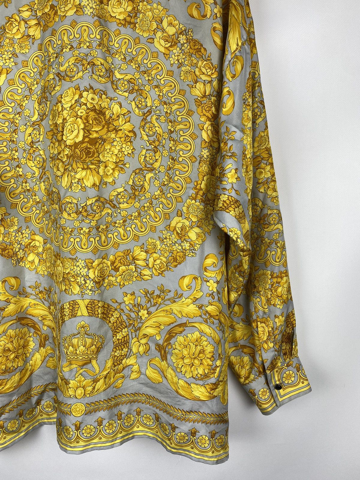 Versace Gianni Versace 90s Barocco pattern silk button up shirt Size US L / EU 52-54 / 3 - 22 Thumbnail