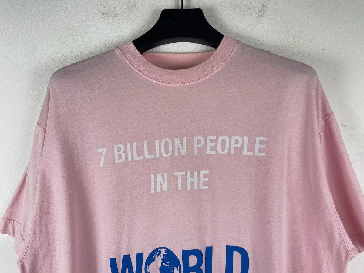 Vetements Vetements “ Want To Date Me?” Slogan Tee Size US S / EU 44-46 / 1 - 7 Thumbnail