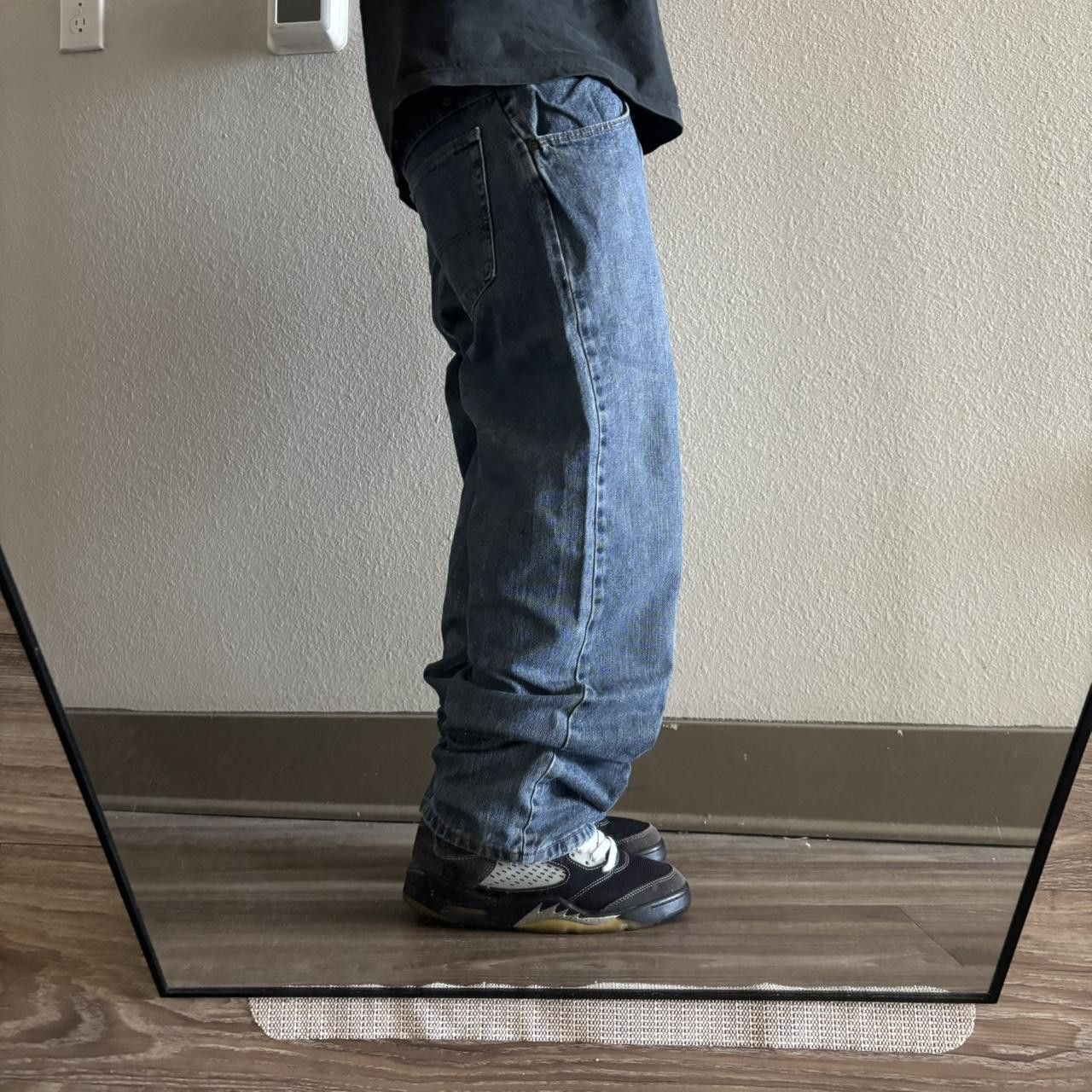 Vintage Crazy Vintage Y2K/2000s Medium Wash Essential Denim Jeans! 34x32 Size US 34 / EU 50 - 2 Thumbnail