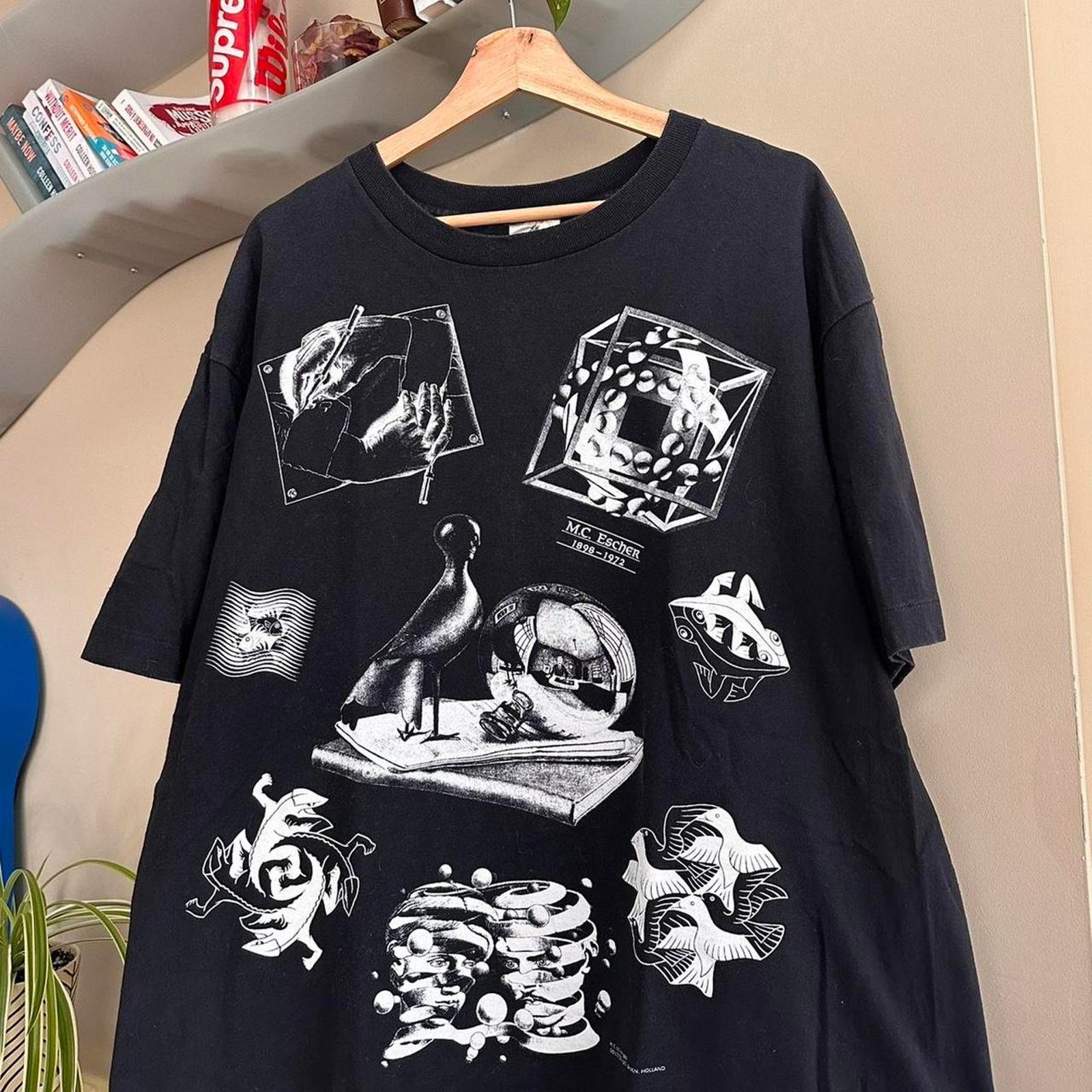 Vintage Vintage 1990s MC Escher AOP Art Shirt Size US XL / EU 56 / 4 - 2 Thumbnail