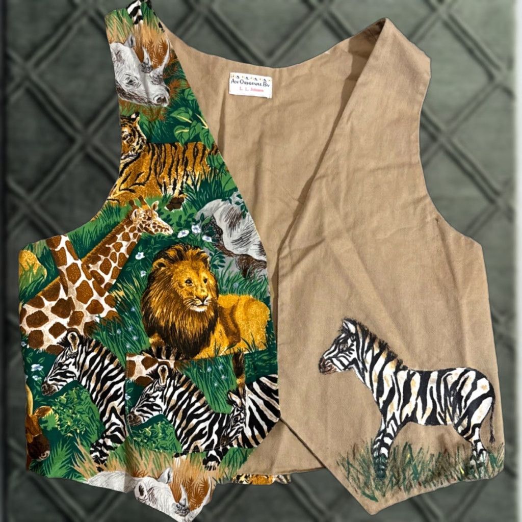 Vintage VINTAGE 1980s African Safari Animals Zoo Nature LL Johnson T-Shirt Men Small Beige Shirt Mens Size US S / EU 44-46 / 1 - 1 Thumbnail