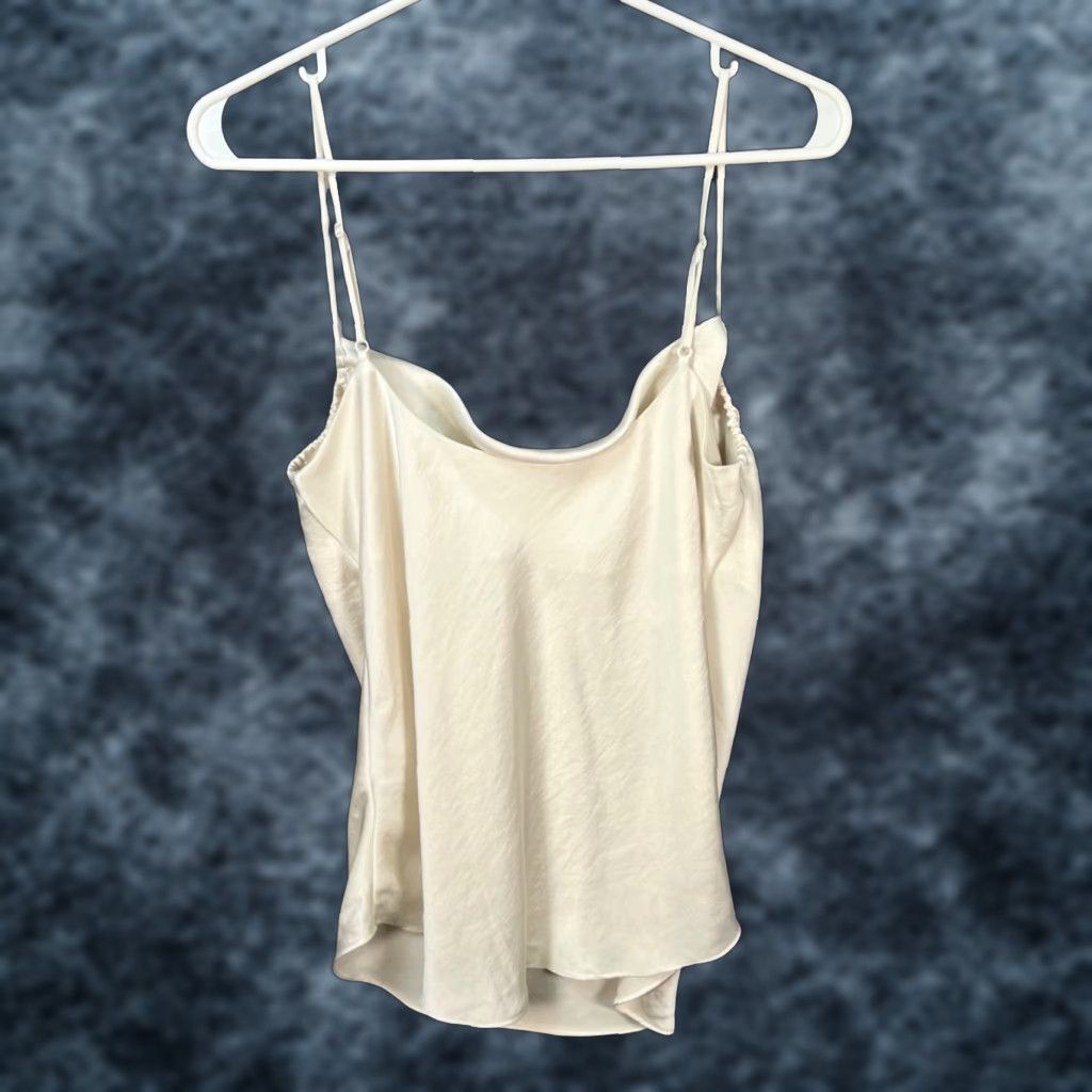 Vintage Wilfred Satin Ivory Camisole Adjustable Straps 100% Polyester Womens Medium Shirt Tank M Ivory Satin Camisole Wilfred Women's M Size ONE SIZE - 1 Thumbnail