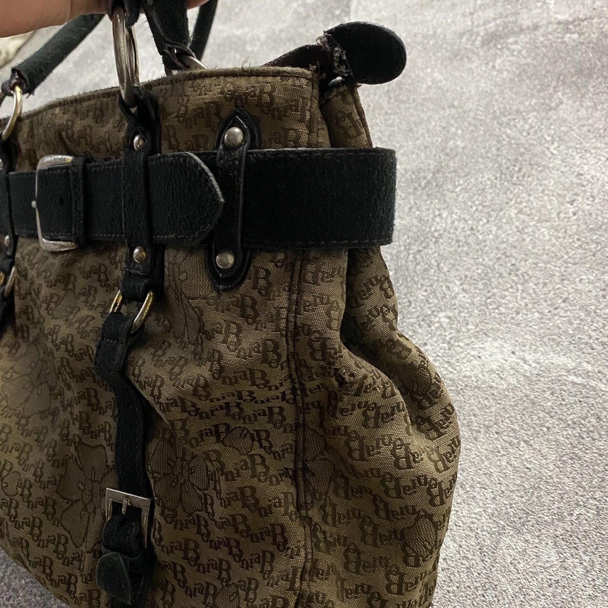 Japanese Brand 2000s Monogram Brown & Black Buckled Handbag Size ONE SIZE - 7 Thumbnail