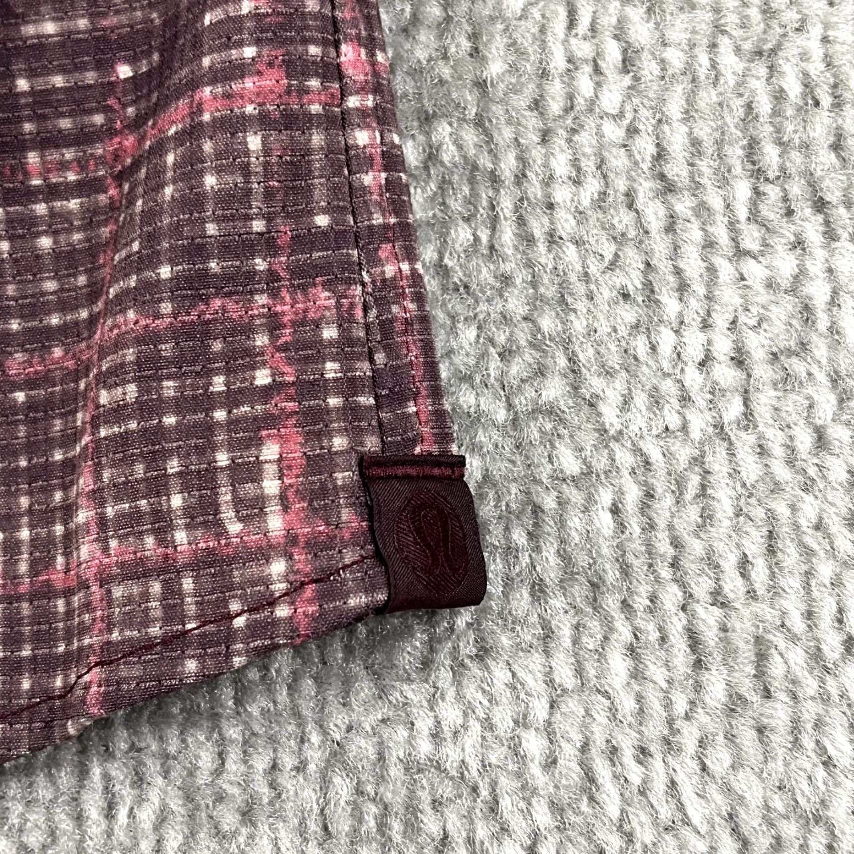 Lululemon LULULEMON Shirt Mens L/XL Airing Easy Button Up Long Sleeve Marker Check Cassis Size US L / EU 52-54 / 3 - 2 Thumbnail