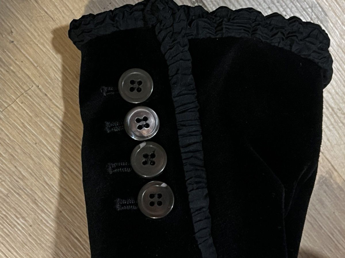 Yves Saint Laurent Yves Saint Laurent Black Velvet Jacket Ruffled Size M / US 6-8 / IT 42-44 - 4 Thumbnail