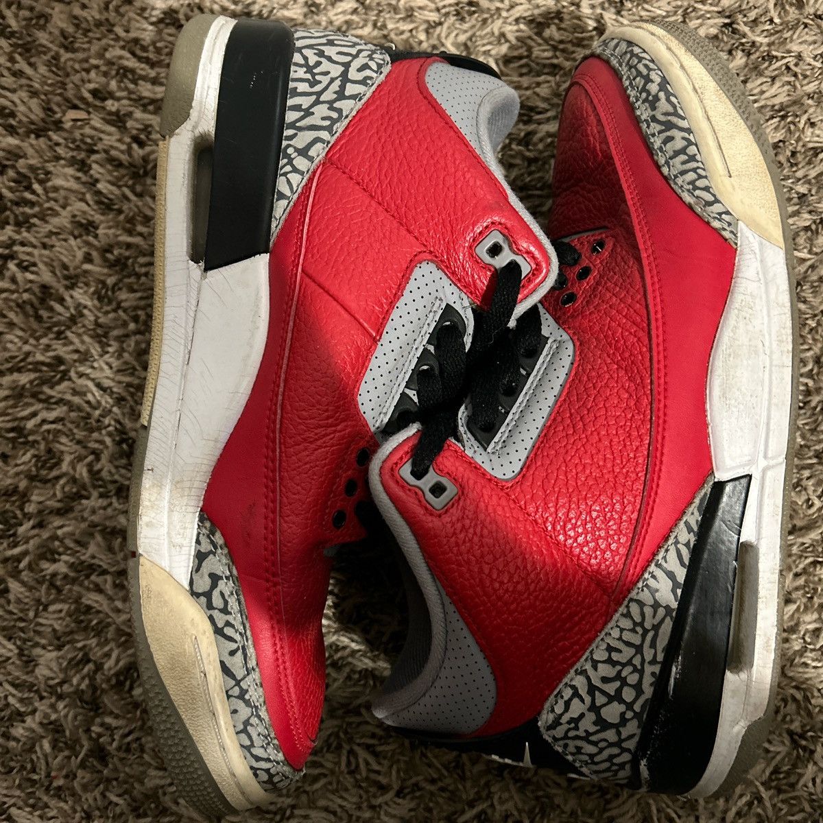 Jordan Brand Jordan 3 Retro SE Unite Size US 8 / EU 41 - 1 Thumbnail