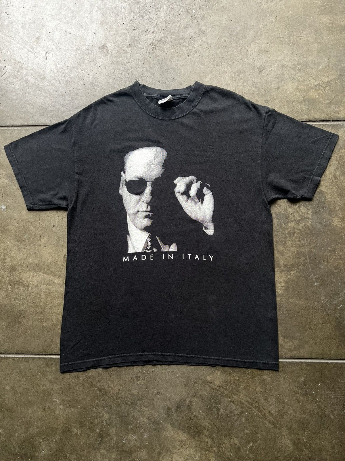 Vintage ‘00s The Sopranos Made In Italy Tee Shirt James Gandolfini Size US L / EU 52-54 / 3 - 1 Thumbnail