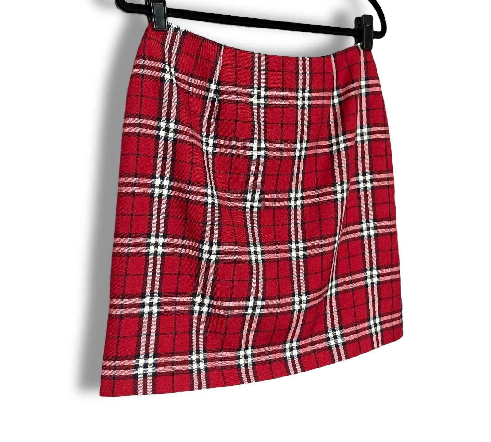 Designer Chic Red Plaid Mini Skirt Size 28" / US 6 / IT 42 - 3 Thumbnail