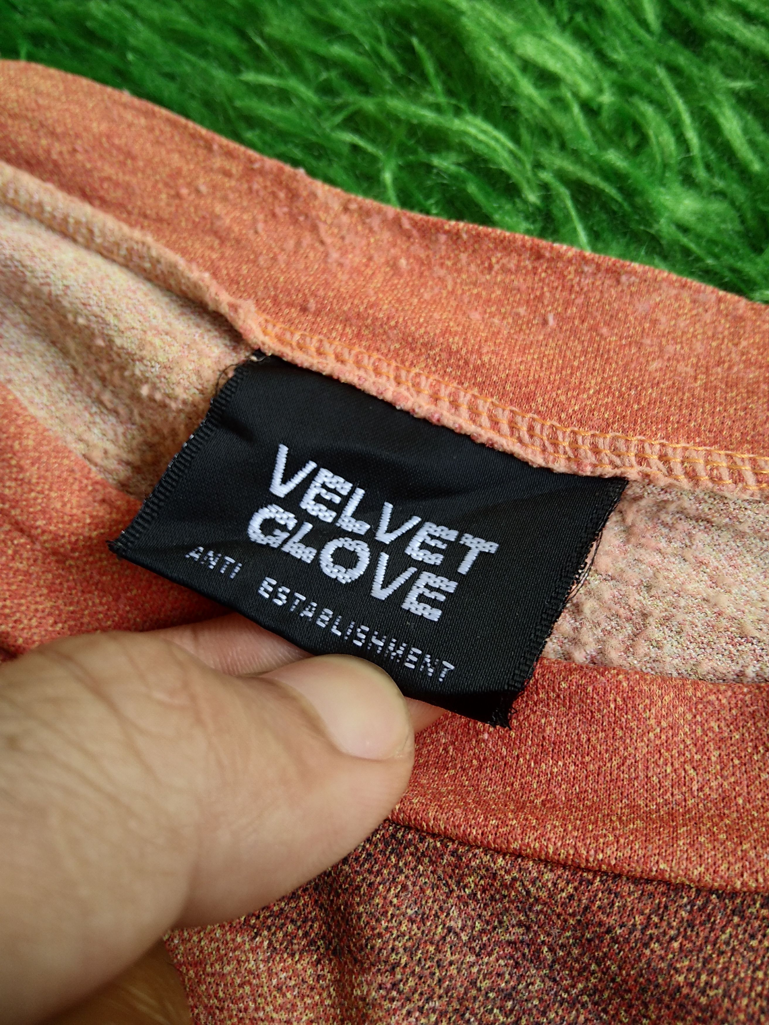 If Six Was Nine × Japanese Brand Velvet Glove Tshirt Size US M / EU 48-50 / 2 - 3 Thumbnail