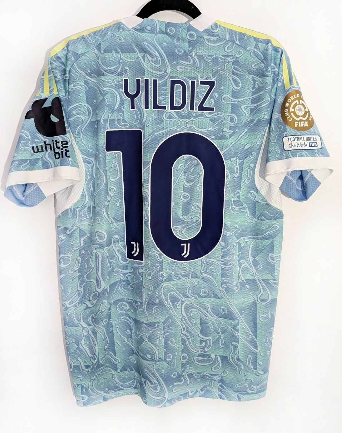 Adidas Juventus match worn issue, Yildiz, 2025/2026 Size US L / EU 52-54 / 3 - 2 Thumbnail