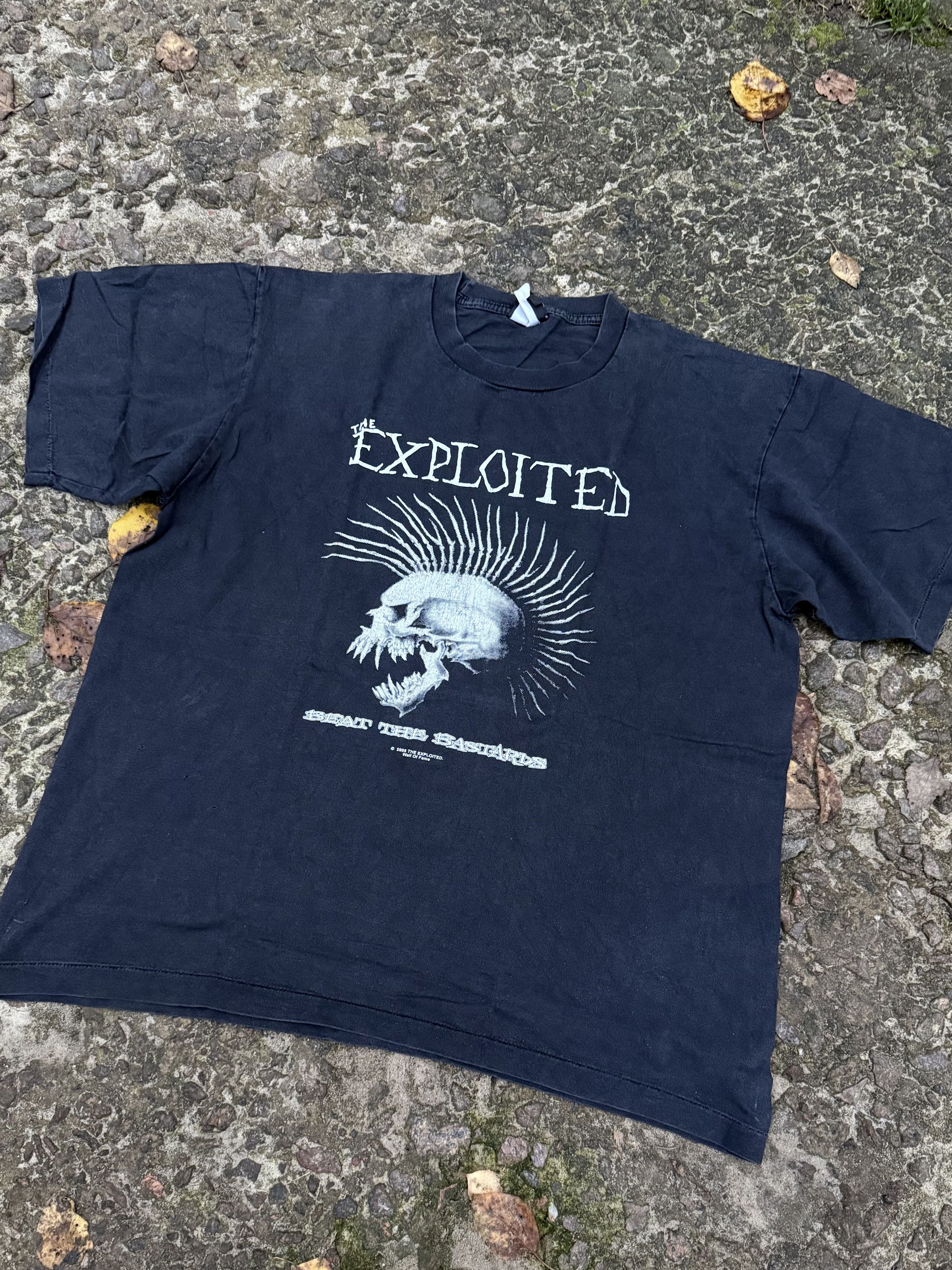 Band Tees The Exploited band vintage tshirt 2005 Size US L / EU 52-54 / 3 - 2 Thumbnail