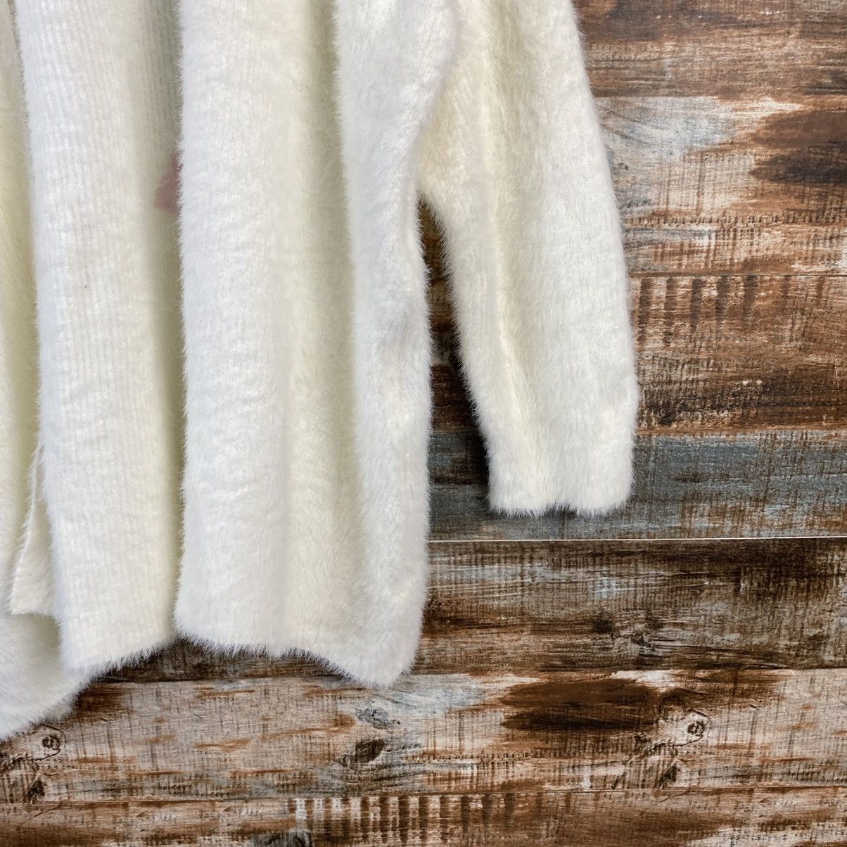 Japanese Brand DL GU White Cardigan Fur shaggy Knitwear #C1089 Size L / US 10 / IT 46 - 8 Thumbnail