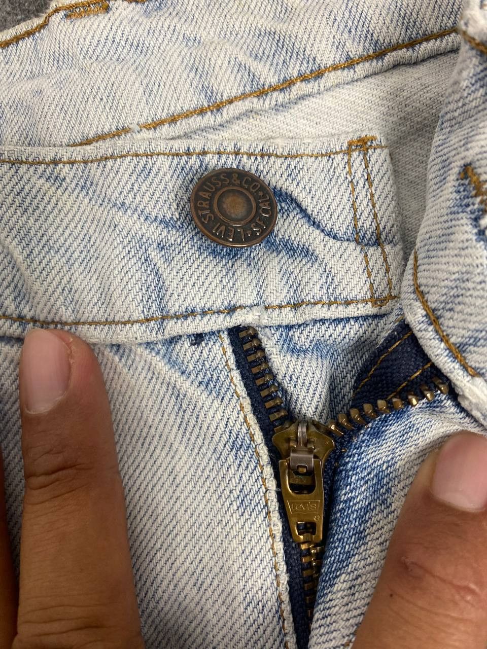 Levi's vintage levis 603 light wash distressed denim Size US 30 / EU 46 - 10 Thumbnail