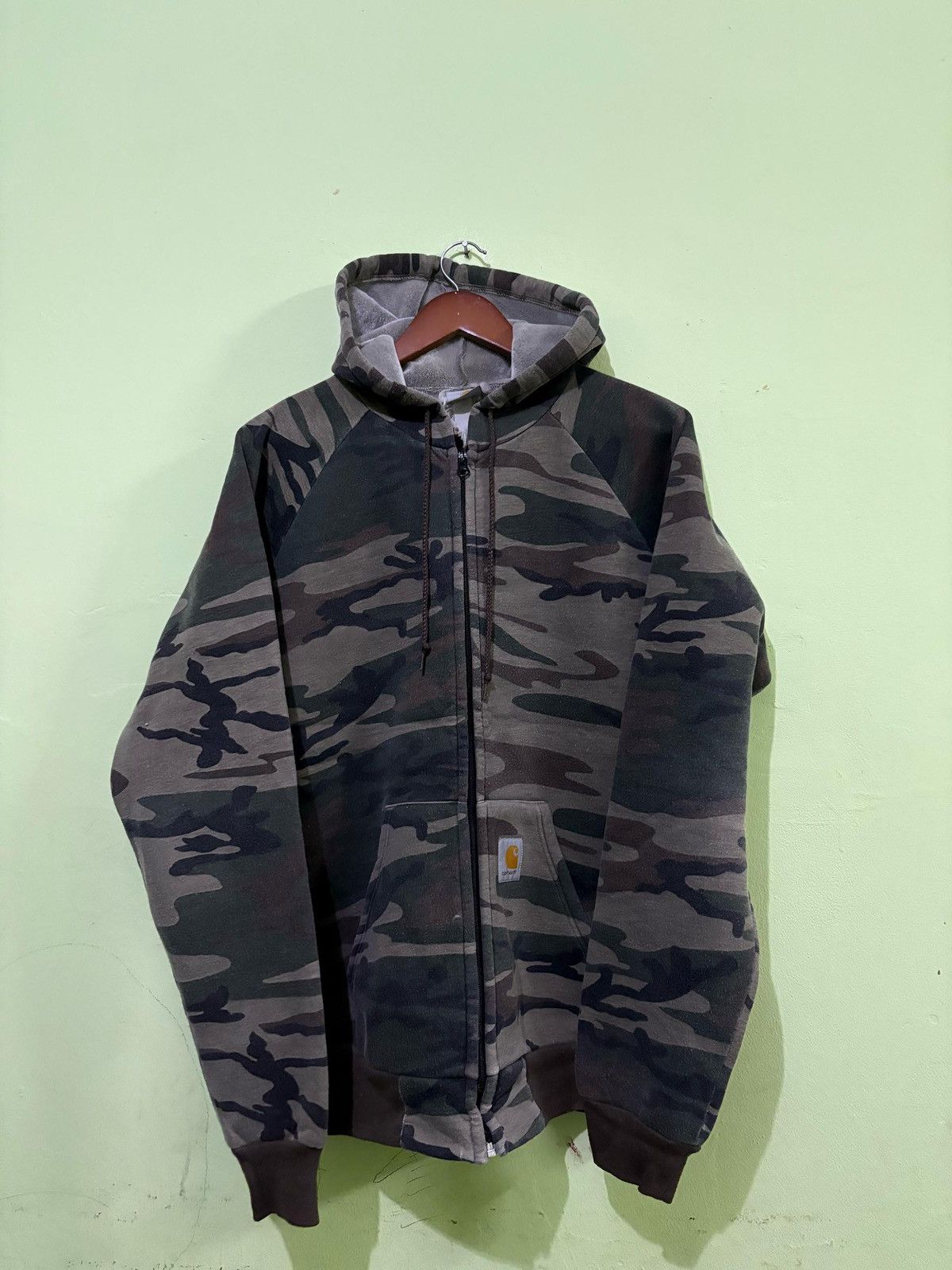 Carhartt VTG 90's Carhartt Camouflage Sweater Small Logo Design Size US L / EU 52-54 / 3 - 1 Thumbnail