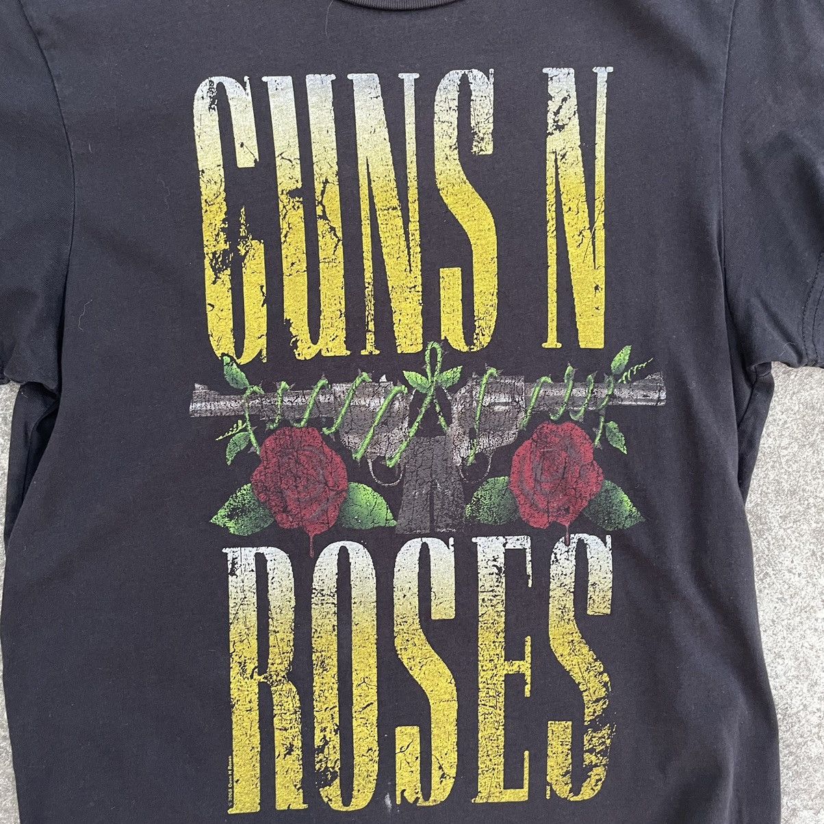 Band Tees × Guns N' Roses × Vintage Vintage Guns N Roses Band Tee Rock 90s Y2K Size S 🌹 Size US S / EU 44-46 / 1 - 6 Thumbnail