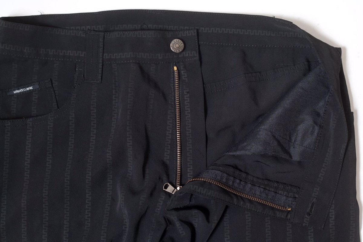 Versace versace classic monogram poliestere pants Size US 34 / EU 50 - 5 Thumbnail