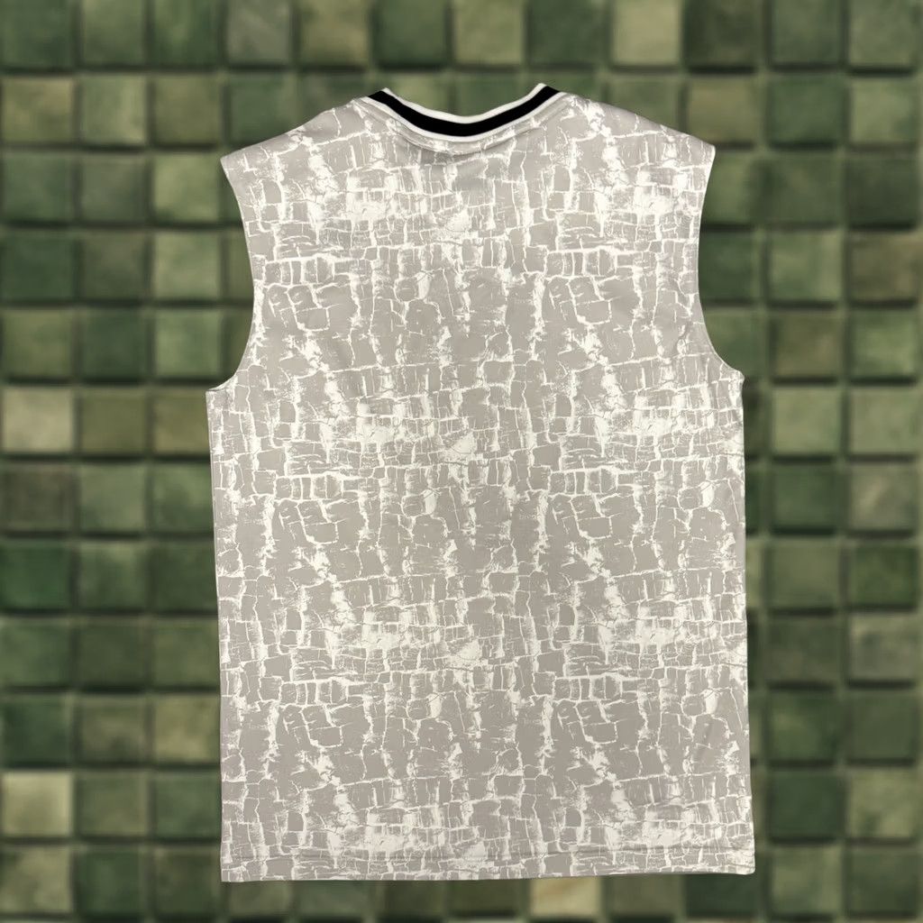 Adidas Adidas Derrick Rose Men's Sleeveless T-Shirt Jersey Basketball M White Savvy Activewear Mens Size US M / EU 48-50 / 2 - 1 Thumbnail
