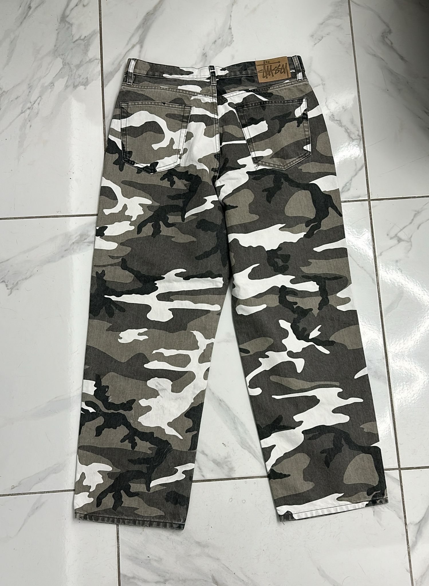 Stussy × Vintage Stussy Snow Camo Big Ol Denim Jeans 32 Size US 32 / EU 48 - 2 Thumbnail