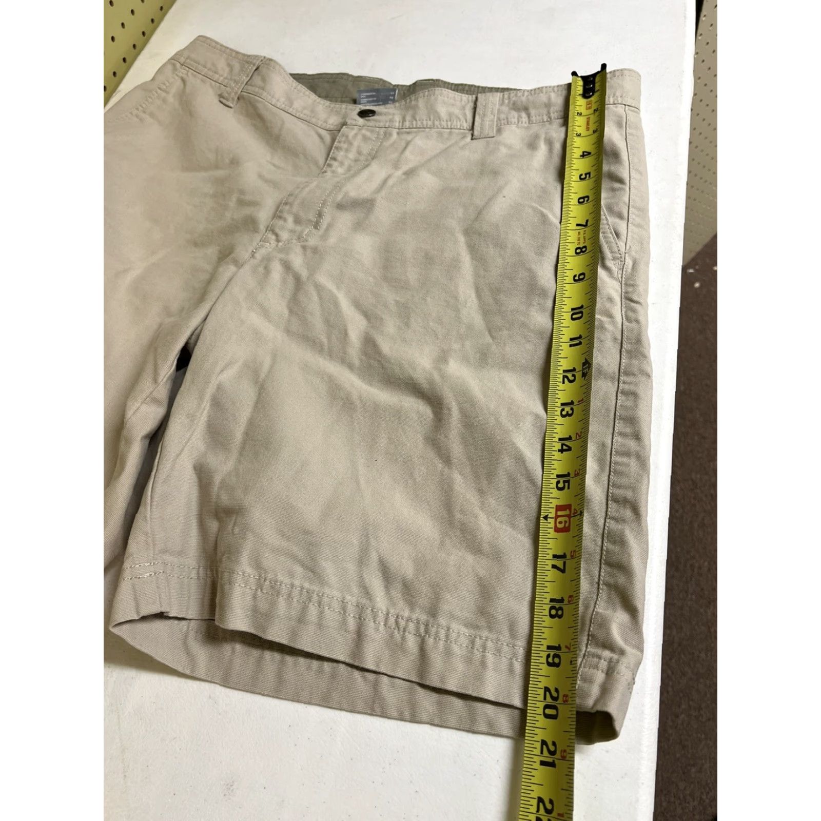 Vintage Columbia Shorts Mens 38 Outdoor Active Hiking Tan Khaki Heavyweight Premium Size US 38 / EU 54 - 6 Thumbnail
