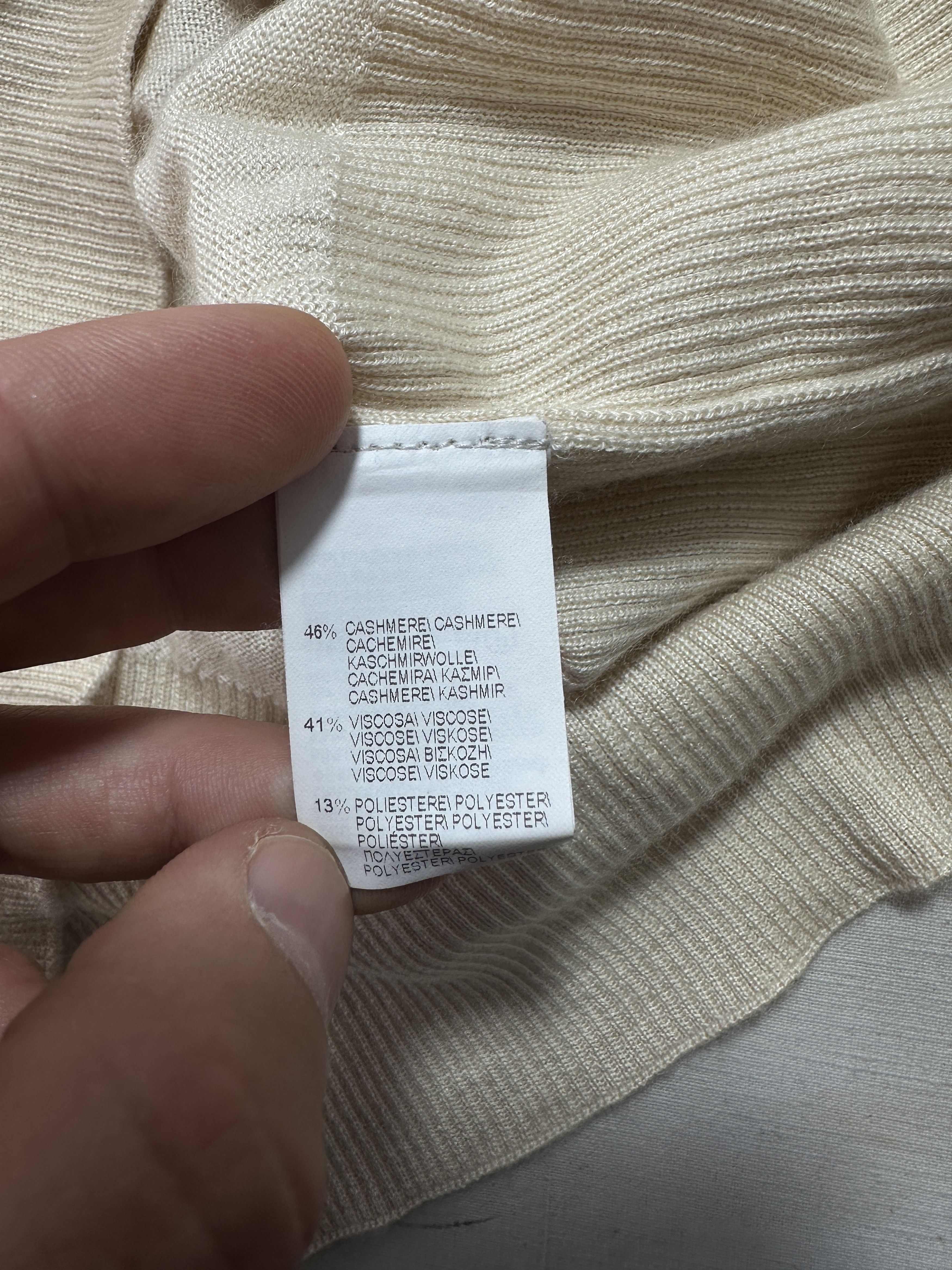 Brunello Cucinelli Brunello Cucinelli Cashmere V-Neck Sweater Tailored Size M Size M / US 6-8 / IT 42-44 - 7 Thumbnail