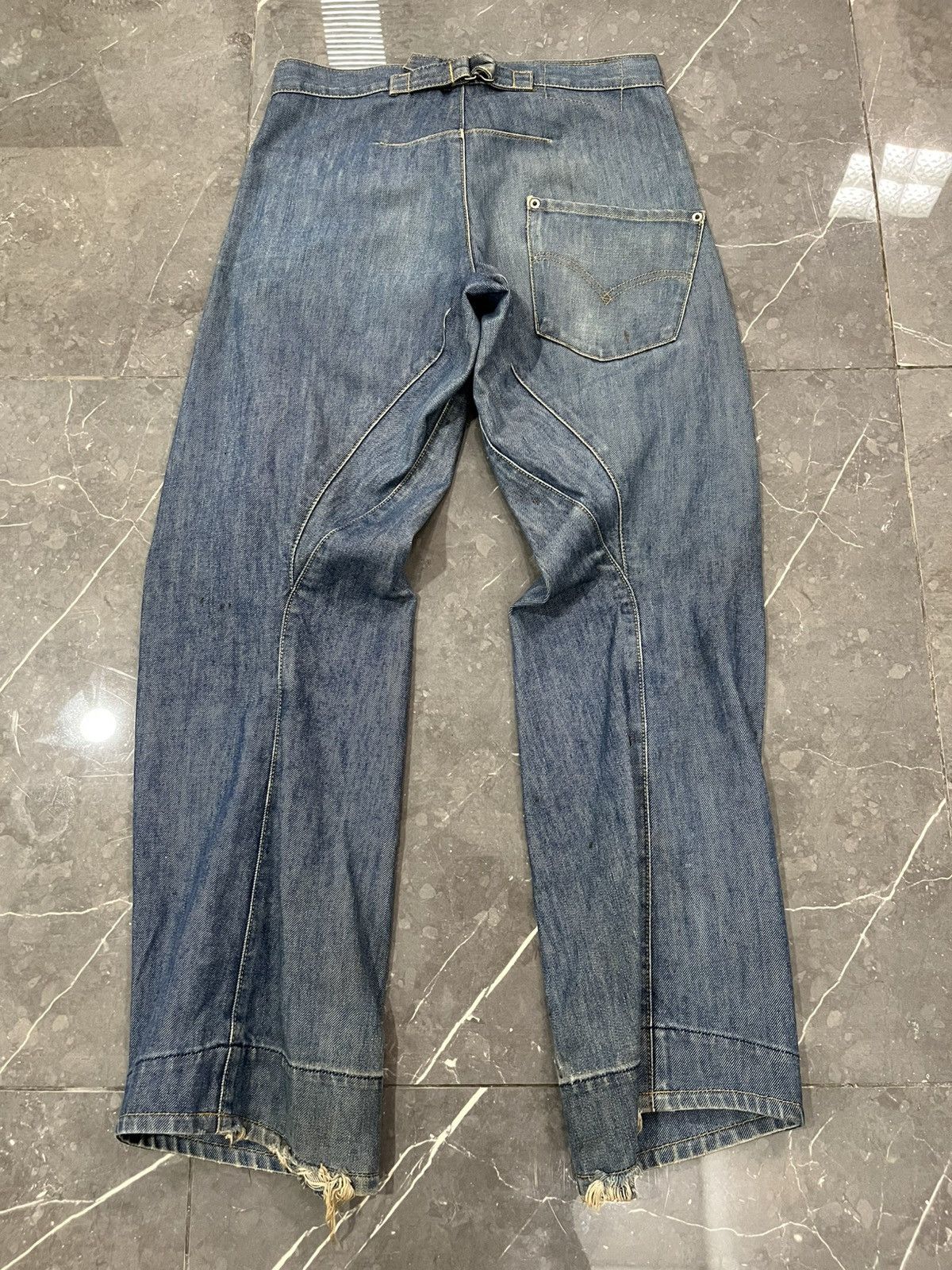 Levi's Levis engineered buckel back jeans Size US 30 / EU 46 - 2 Thumbnail
