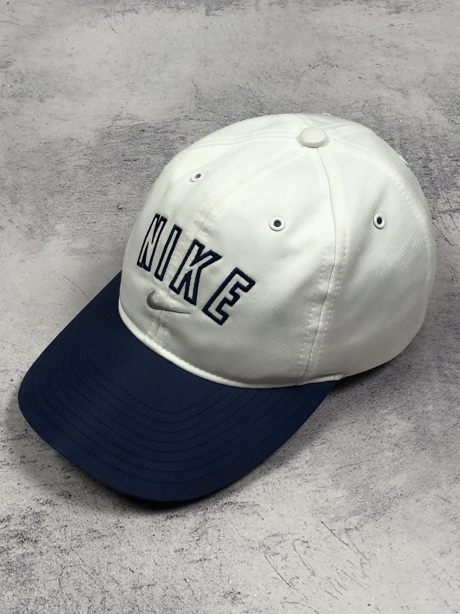 Nike Y2K Nike Centre Script Swoosh Logo Blue White Vintage Cap Size ONE SIZE - 1 Thumbnail
