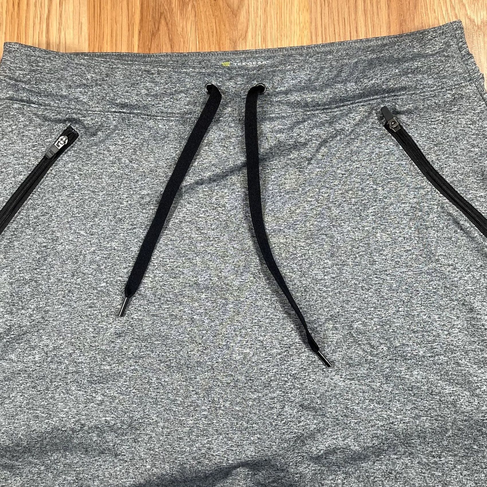 Tek Gear Tek Gear Skort Womens Size Medium Gray DryTek Pull-on Zipper Pocket Above Knee Size 32" / US 10 / IT 46 - 2 Thumbnail