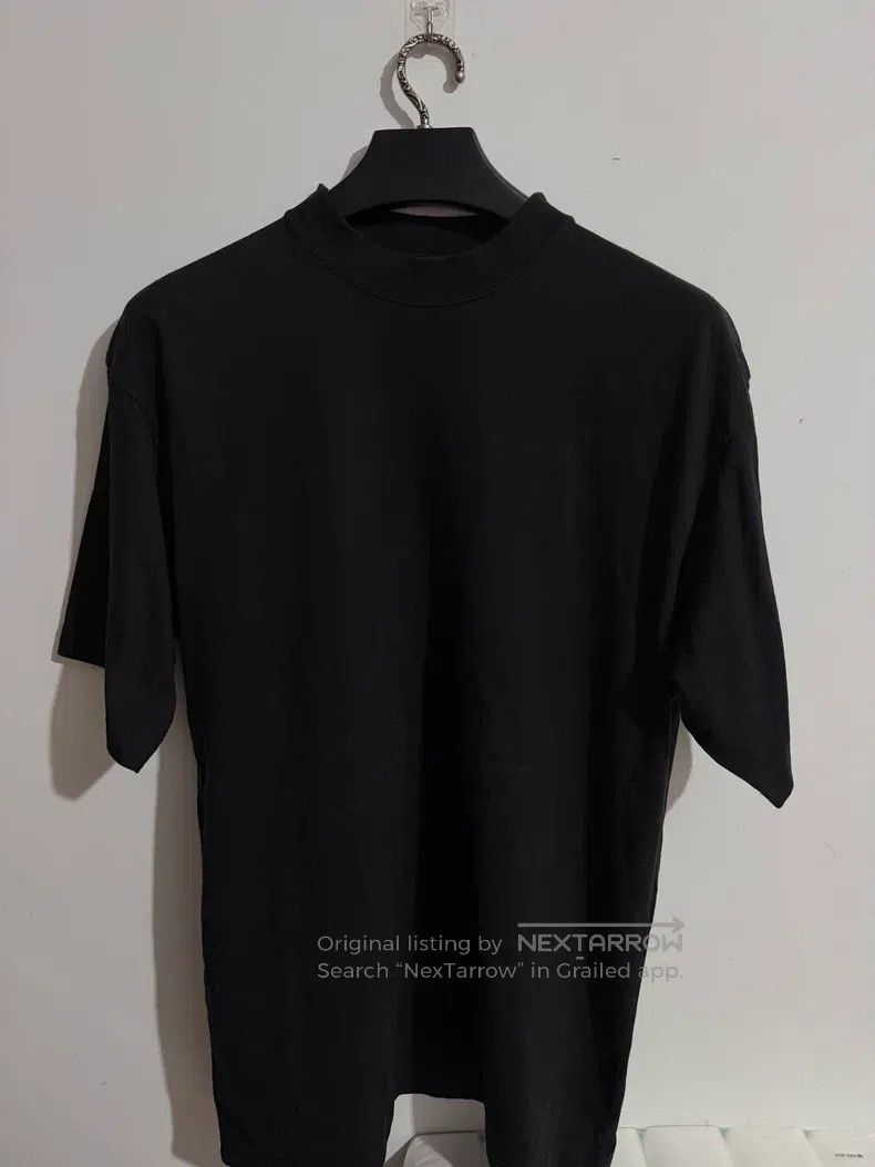 Balenciaga Balenciaga Black rhinestone logo short sleeve T-shirt Size US S / EU 44-46 / 1 - 2 Thumbnail