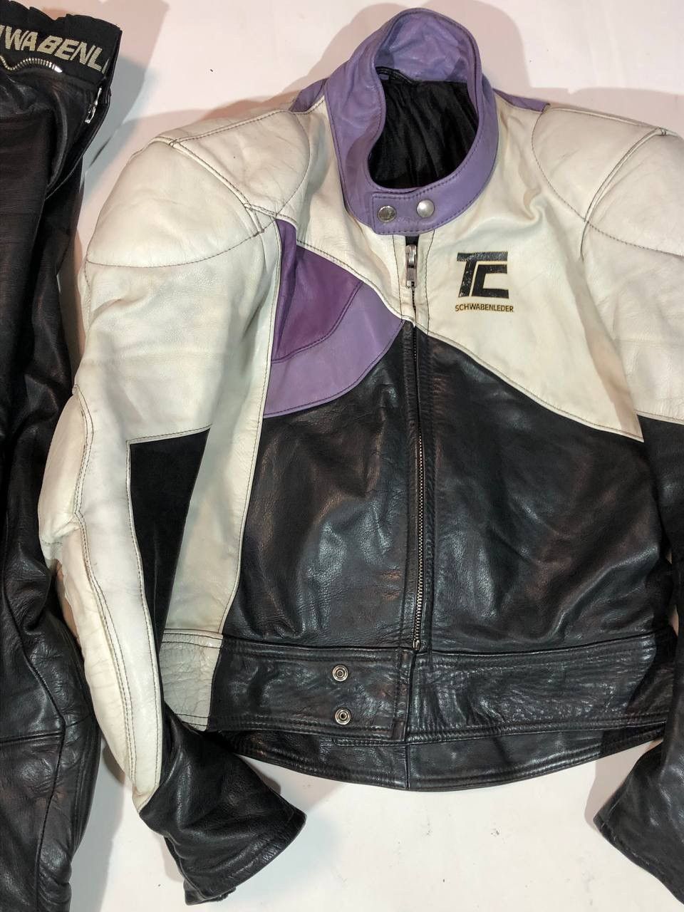 Sports Specialties Schwabenleder Racing Moto Track Suit Leather Vintage Size US L / EU 52-54 / 3 - 4 Thumbnail