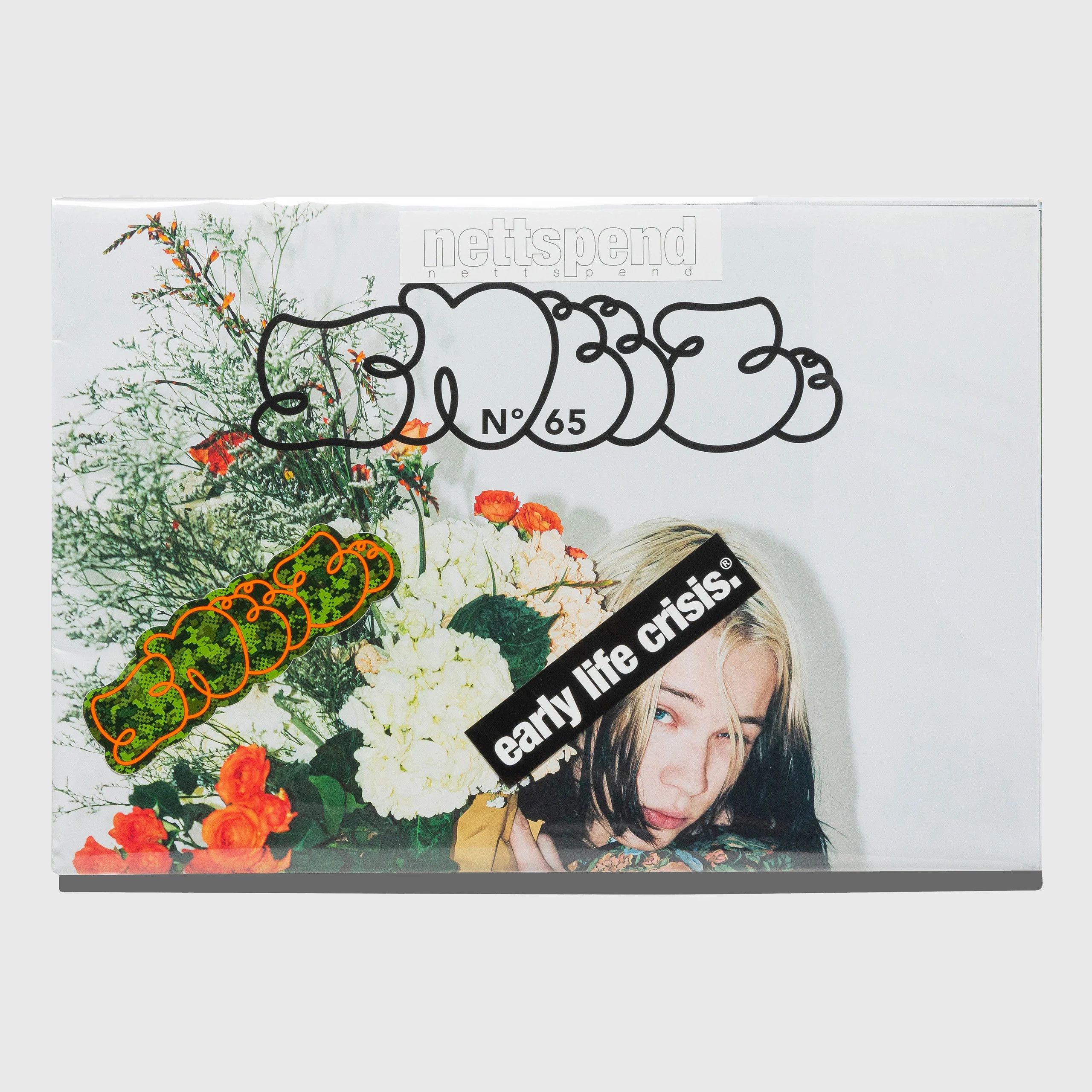 Sneeze Magazine × Supreme Sneeze Magazine issue 15 w/ Kate Moss