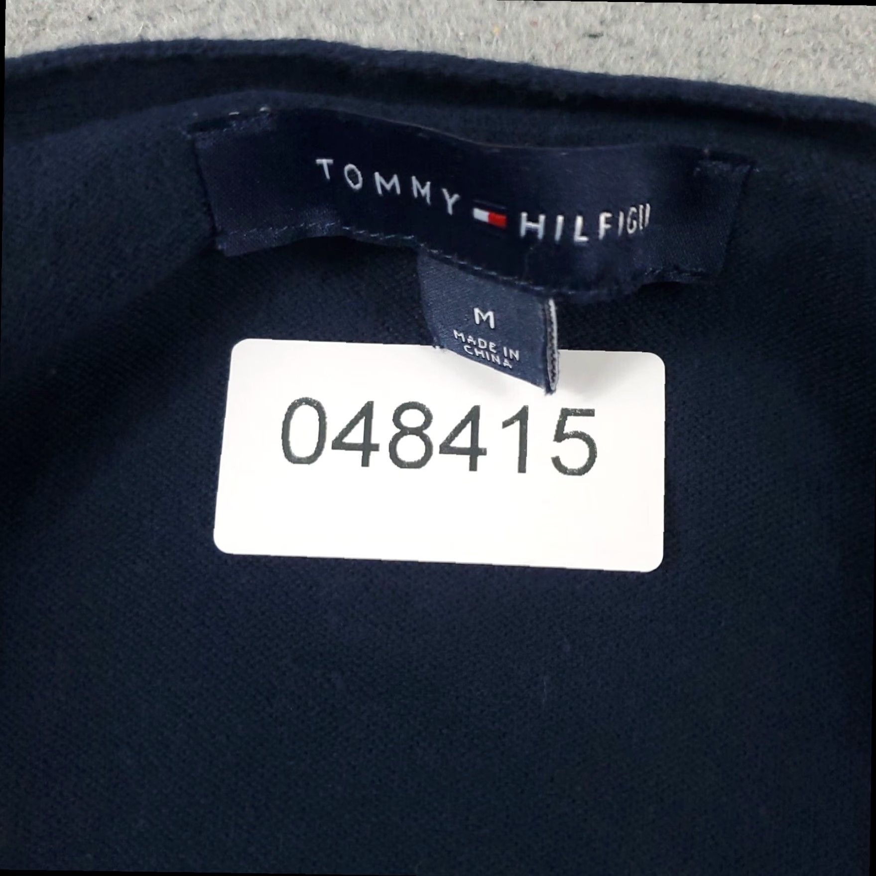 Tommy Hilfiger Tommy Hilfiger Argyle Sweater Women's Medium Blue Pullover Size M / US 6-8 / IT 42-44 - 8 Thumbnail